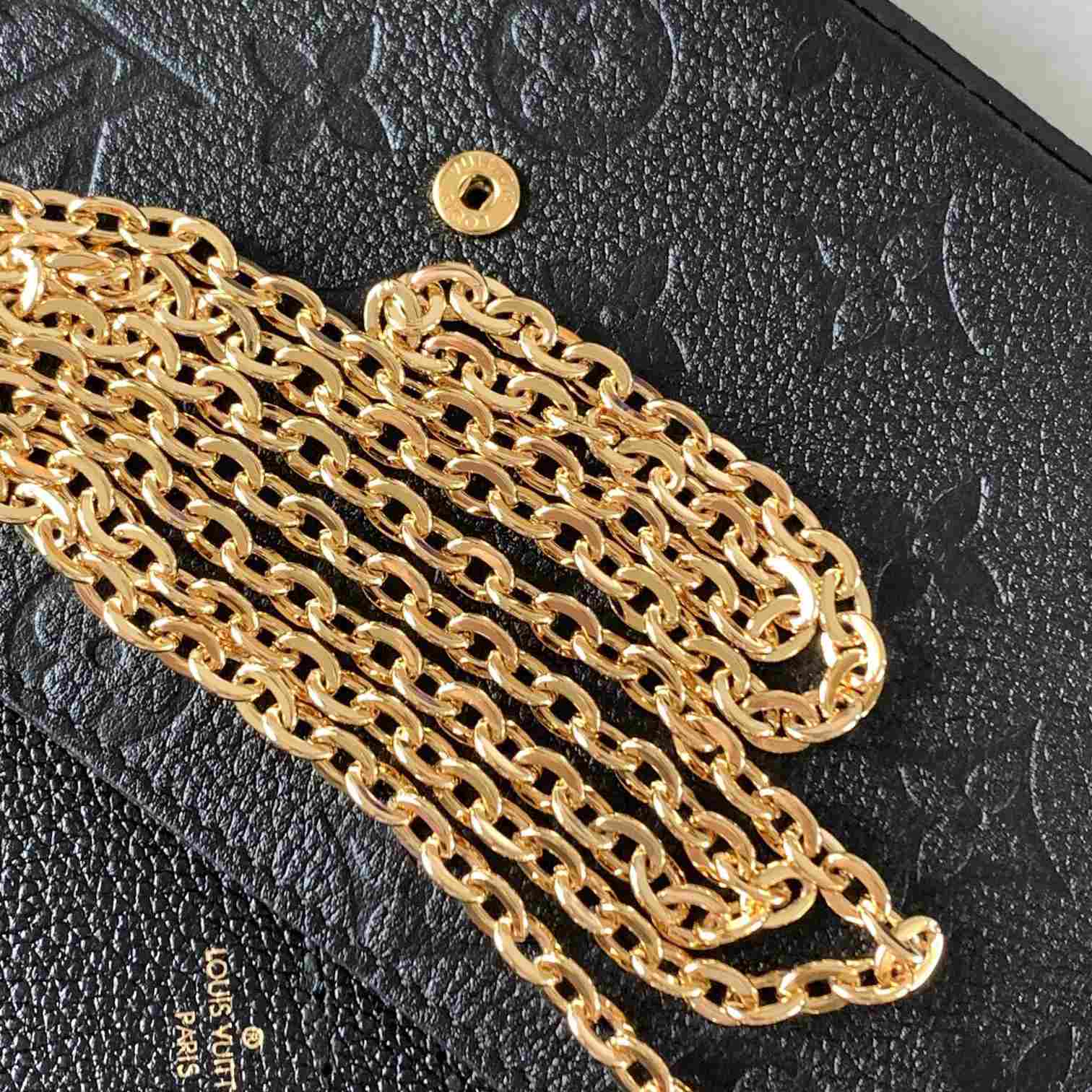 Louis Vuitton Félicie Pochette (21 x 12 x 3cm)   M64064 - PerfectKickZ