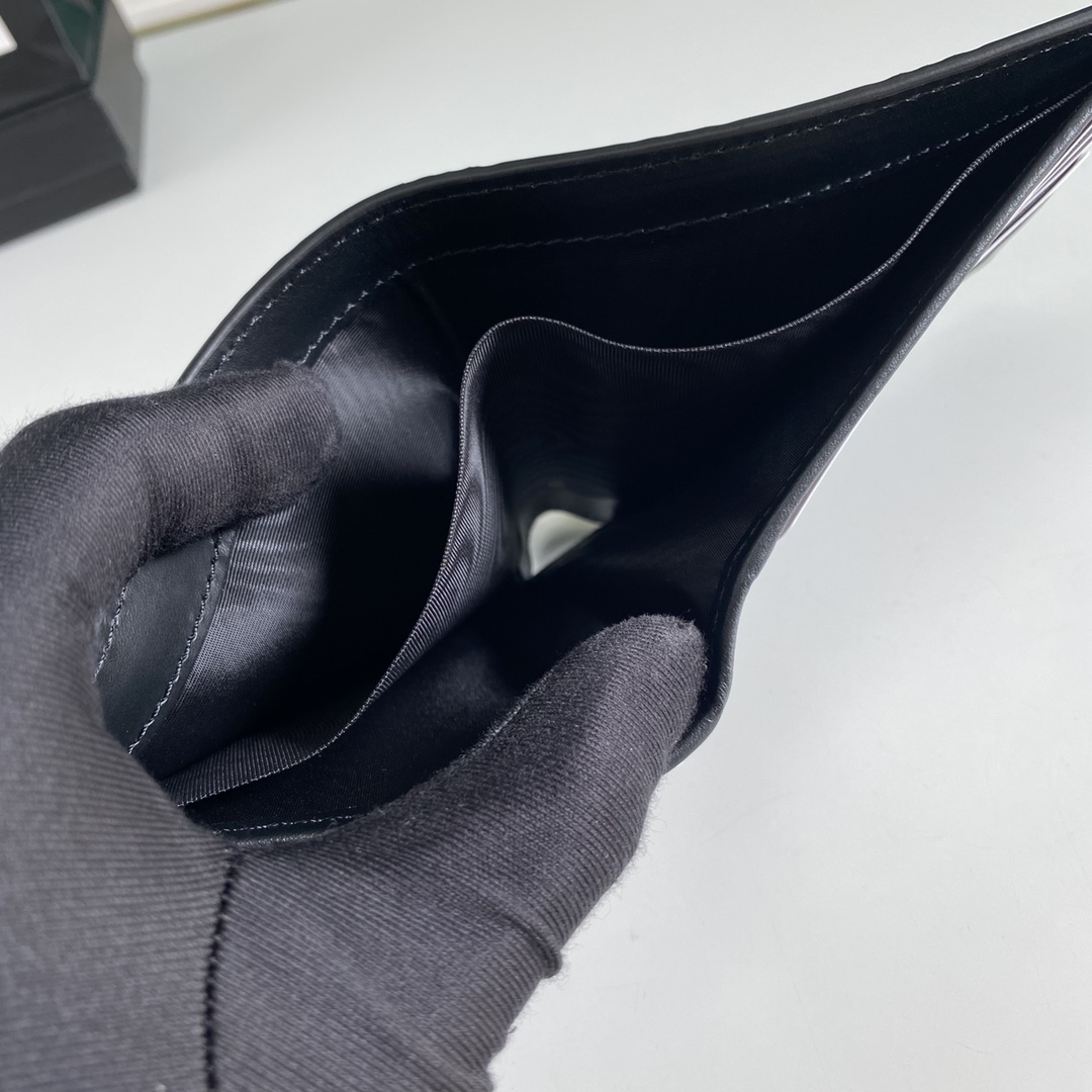 Gucci GG Supreme Web Wallet(11-9-1.5cm)    - PerfectKickZ