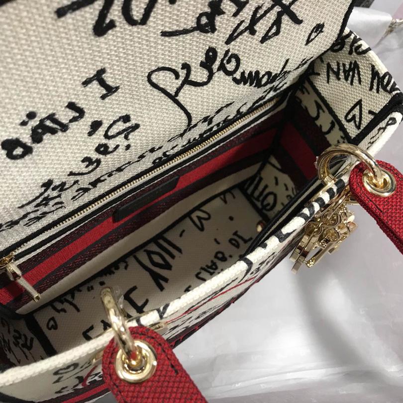 Dior Lady D-Lite Bag Embroidered Canvas (24-20-11cm) - PerfectKickZ