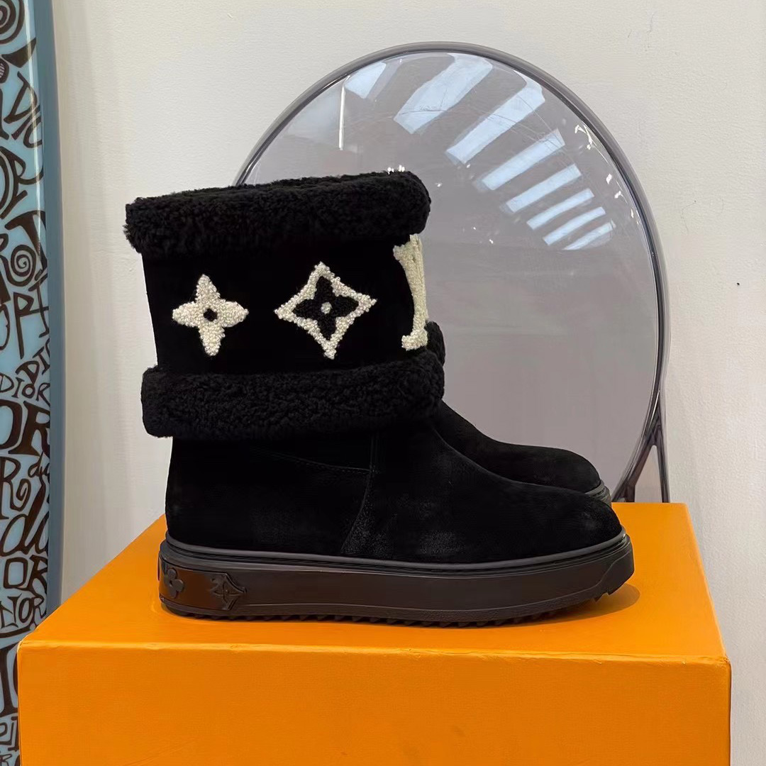 Louis Vuitton Snowdrop Flat Ankle Boot      1AACI2 - PerfectKickZ