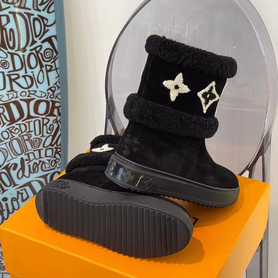 Louis Vuitton Snowdrop Flat Ankle Boot      1AACI2 - PerfectKickZ