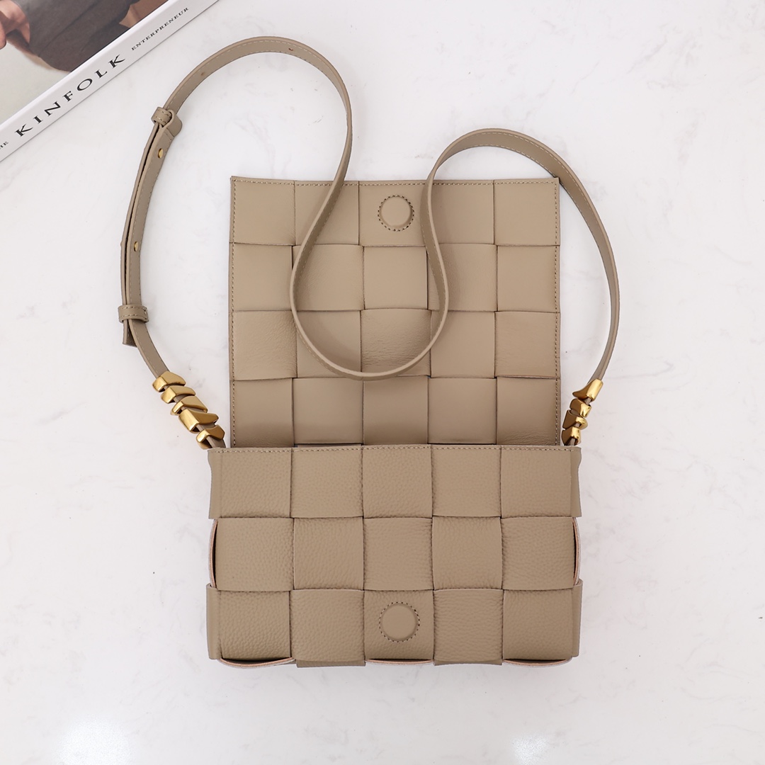 Bottega Veneta Cassette - 