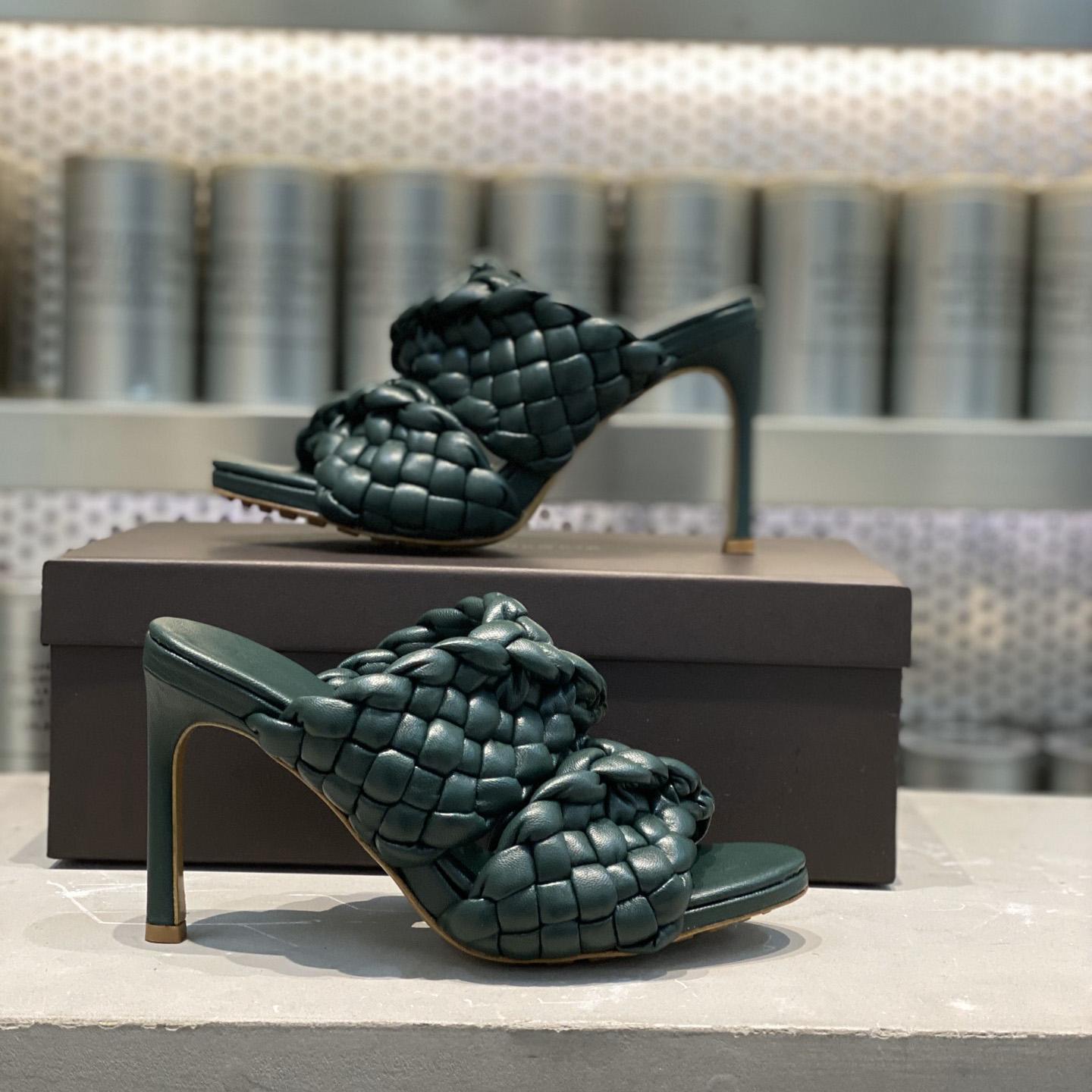 Bottega Veneta Curve Twisted And Padded Intreccio Leather Mules - PerfectKickZ