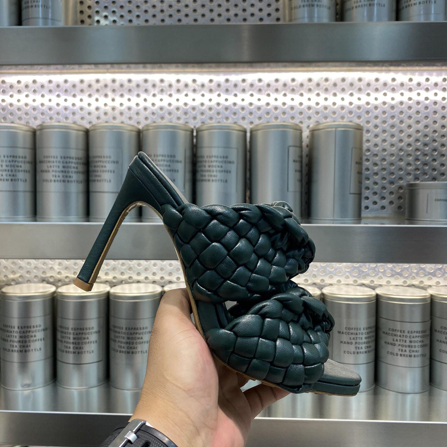 Bottega Veneta Curve Twisted And Padded Intreccio Leather Mules - PerfectKickZ