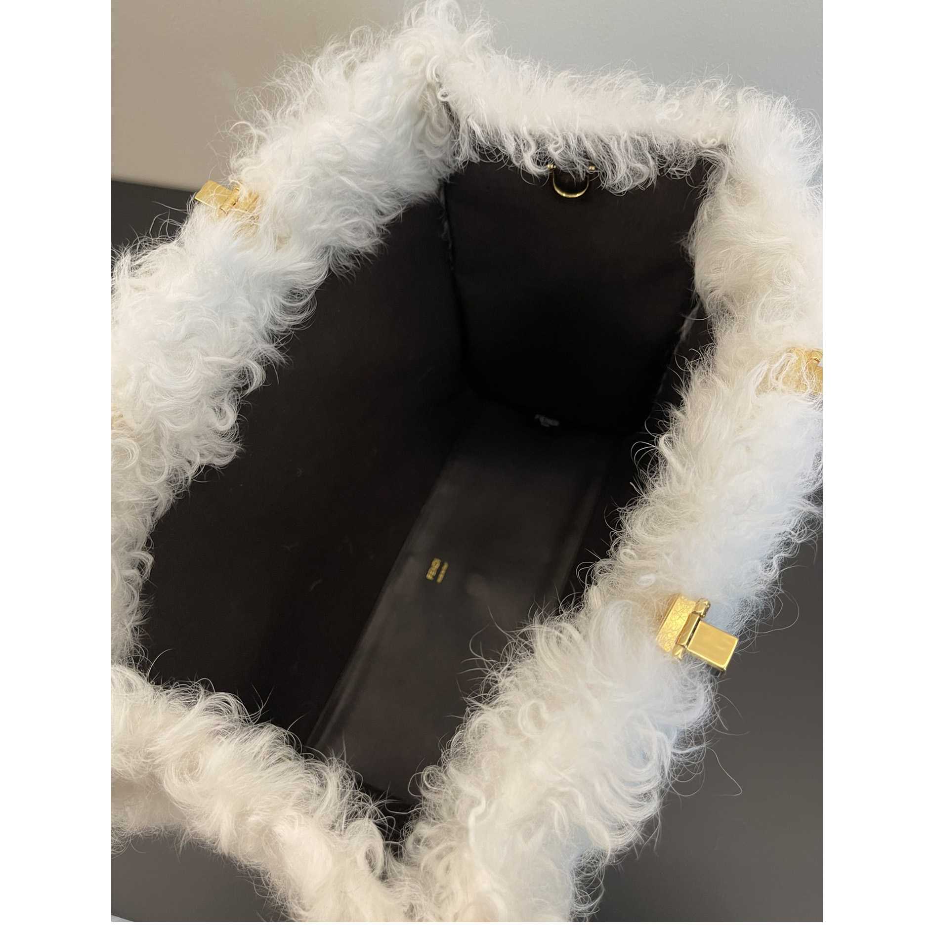 Fendi Sunshine White Mohair Shopper (35-17-31cmcm)   - PerfectKickZ