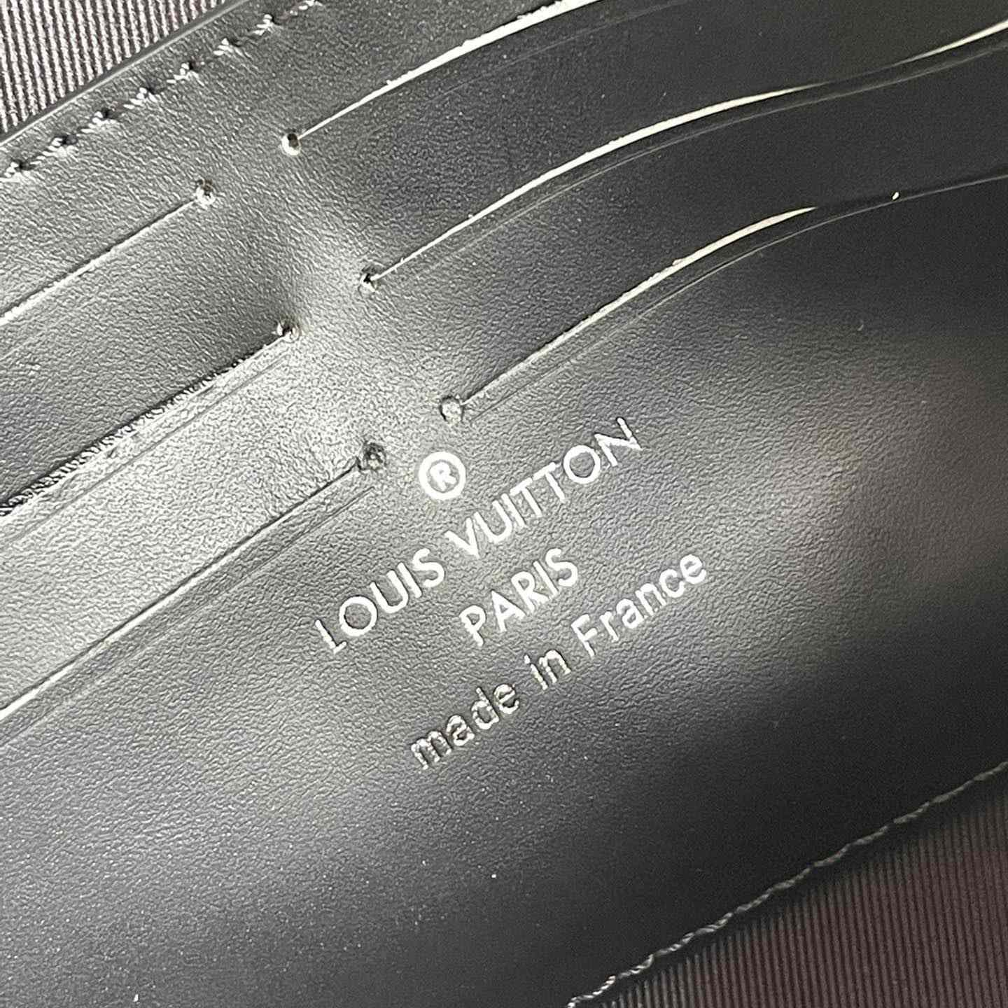 Louis Vuitton Soft Trunk Wallet(22.5 x 14.0 x 5.0cm) M80224 - PerfectKickZ