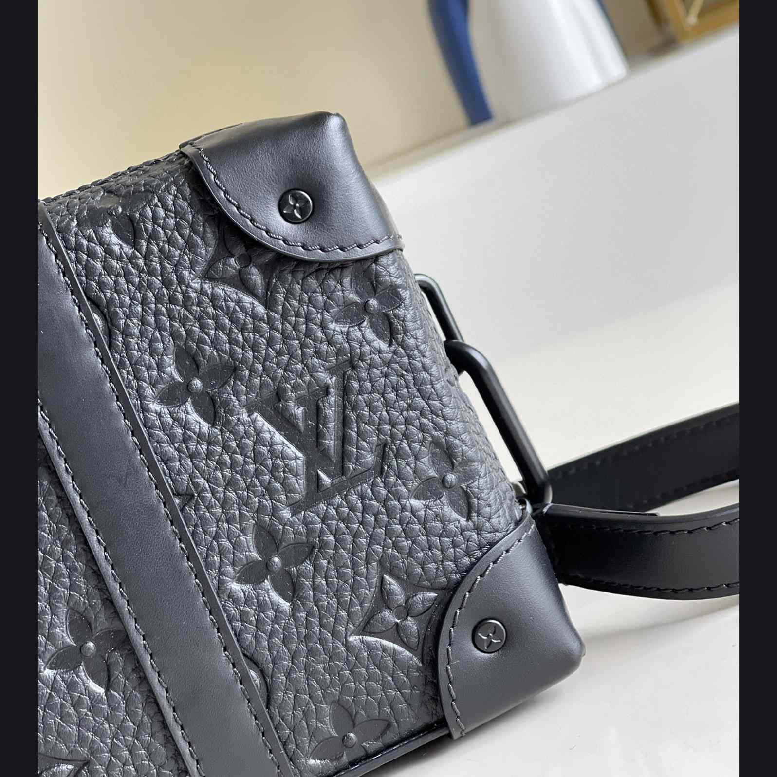 Louis Vuitton Soft Trunk Wallet(22.5 x 14.0 x 5.0cm) M80224 - PerfectKickZ