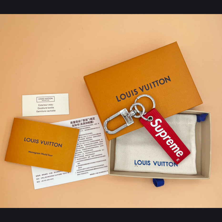 Louis Vuitton x Supreme Epi Keychain     M68292  - PerfectKickZ