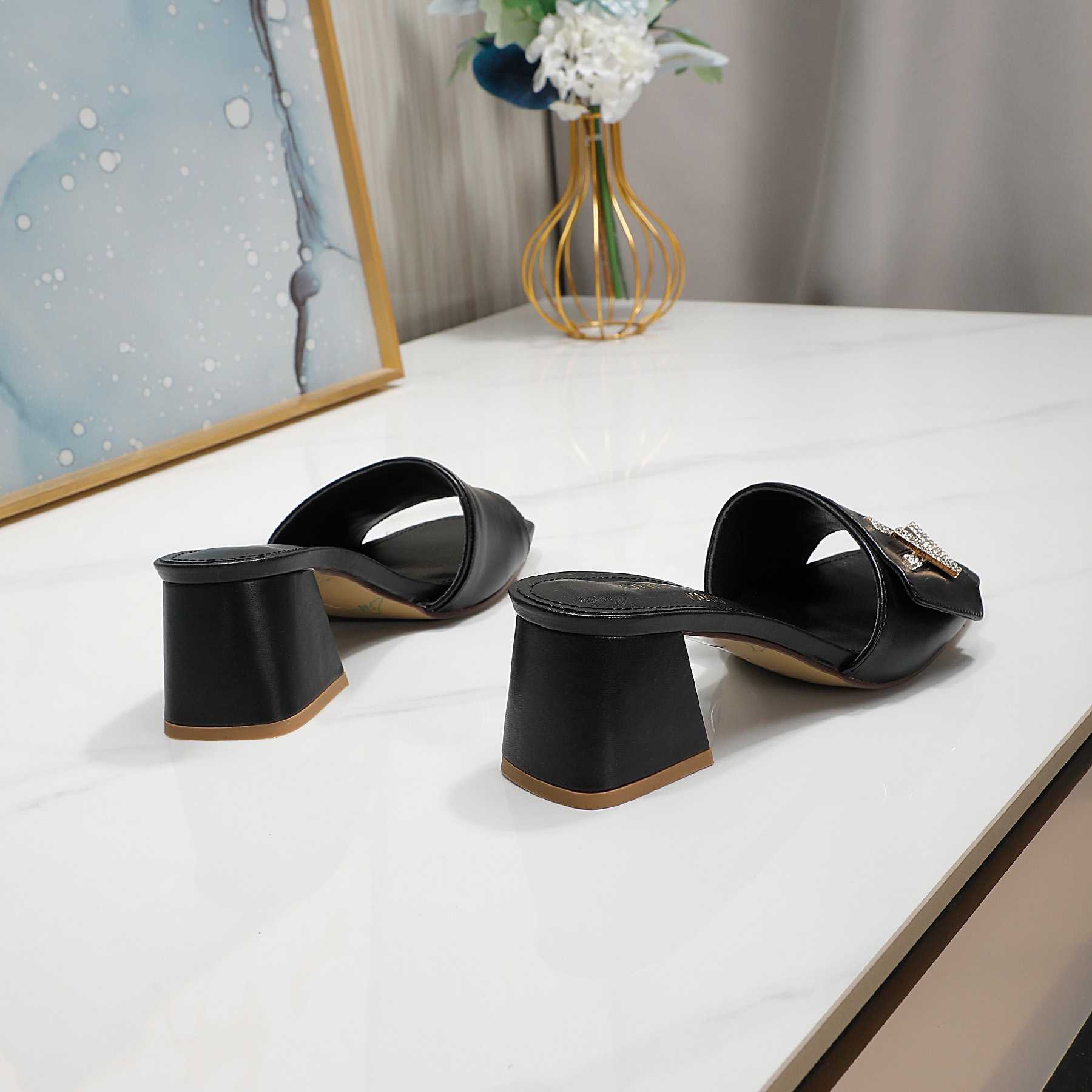 Louis Vuitton Shake Mule     1AB2PD - PerfectKickZ