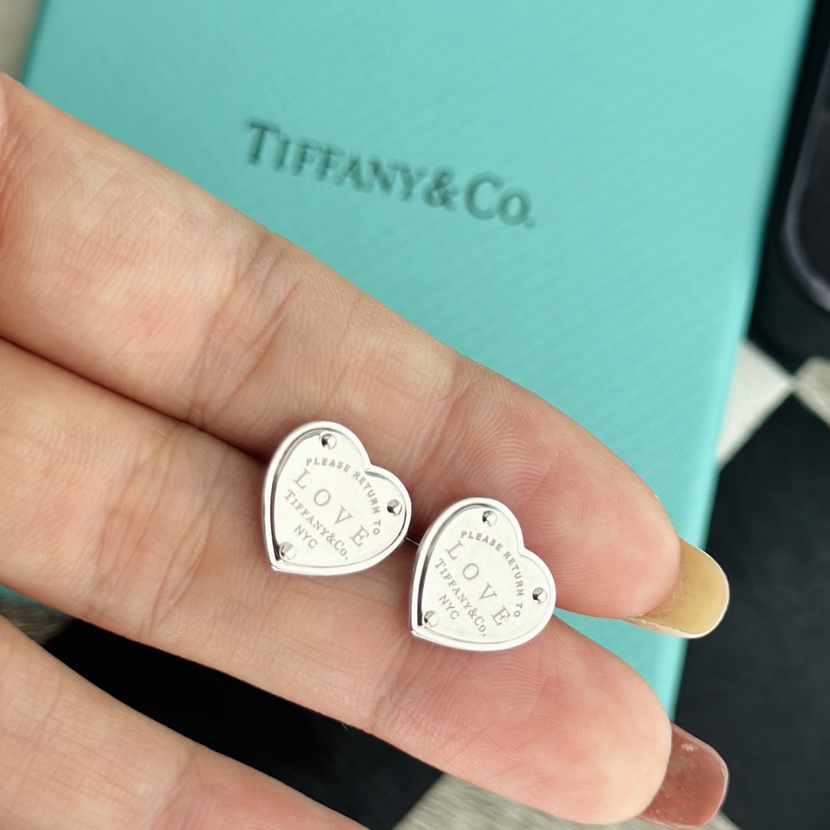Tiffany&CO Heart Tag Earrings - PerfectKickZ
