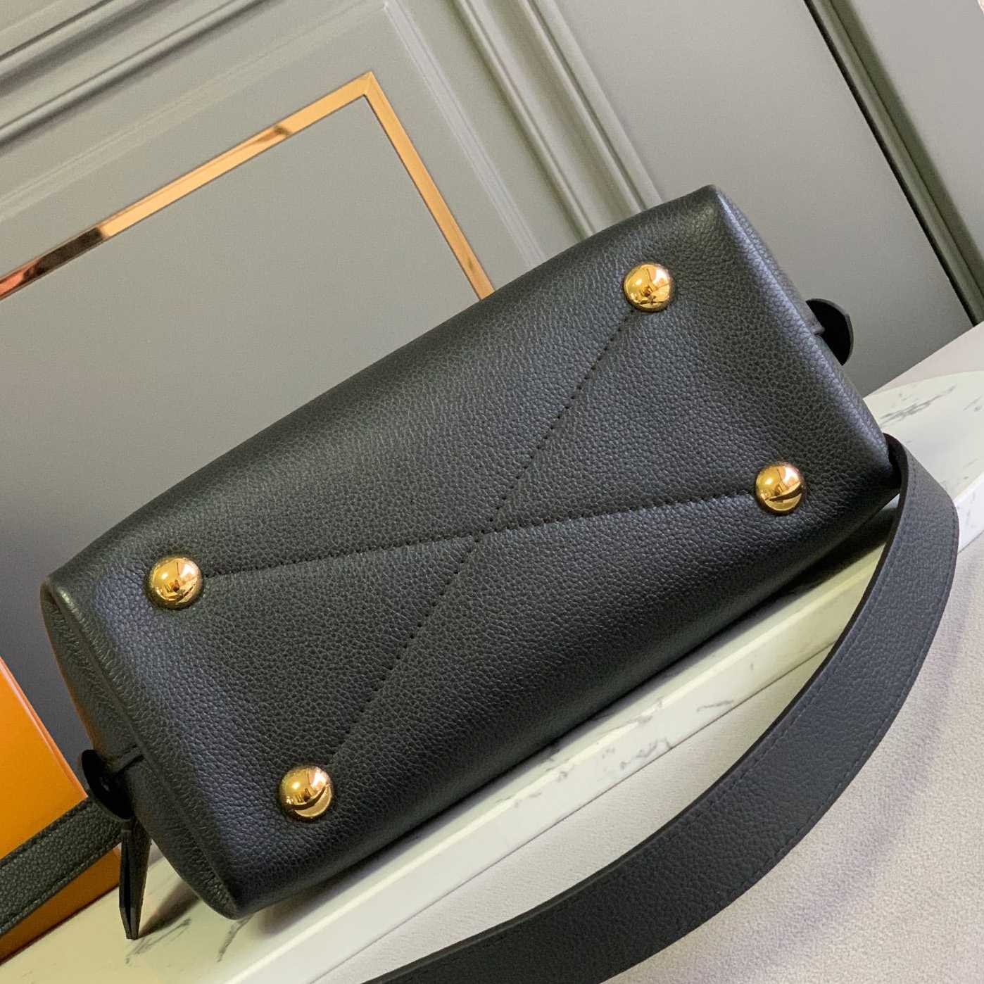 Louis Vuitton Alma BB Bag(25x18x12CM)     M44829  - PerfectKickZ