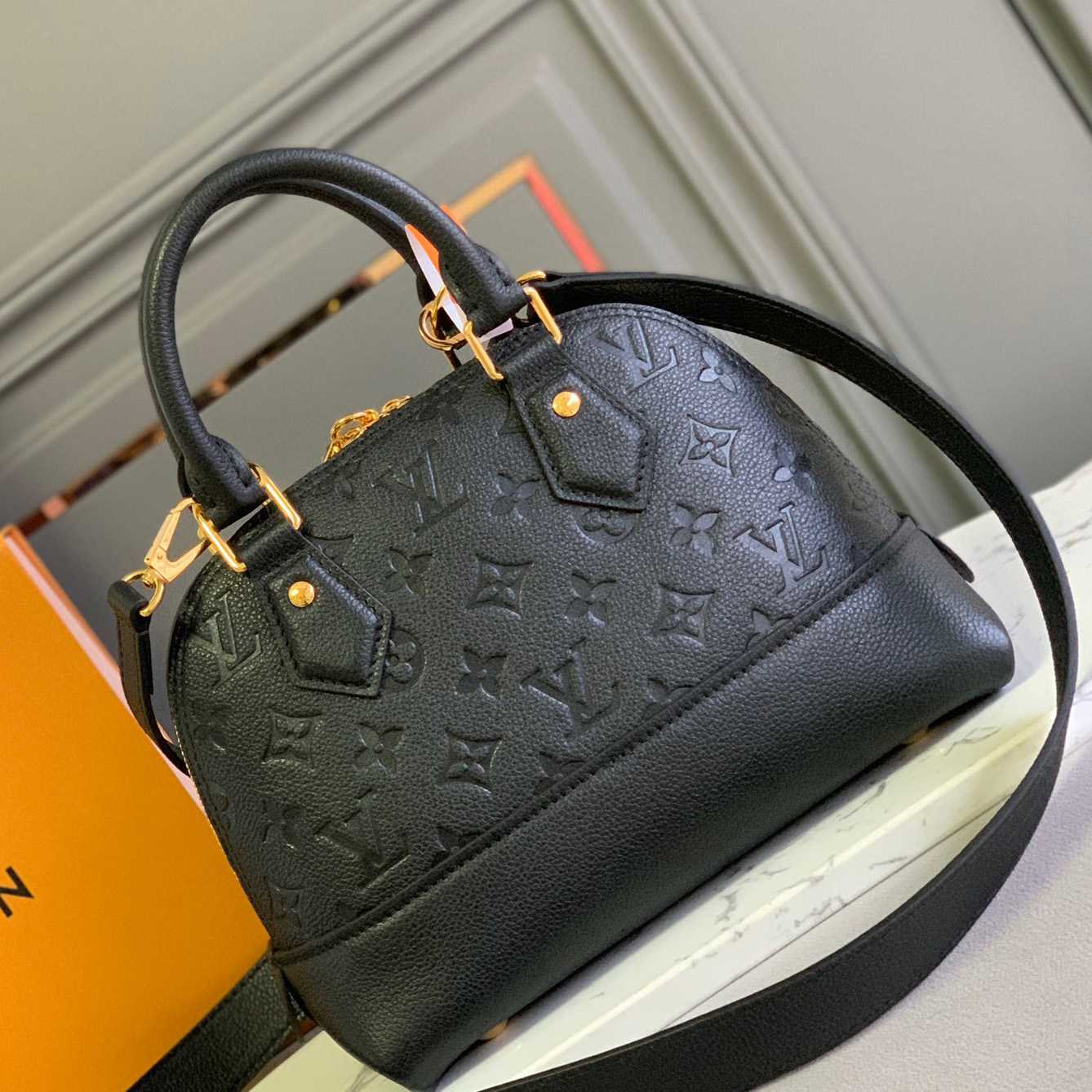 Louis Vuitton Alma BB Bag(25x18x12CM)     M44829  - PerfectKickZ