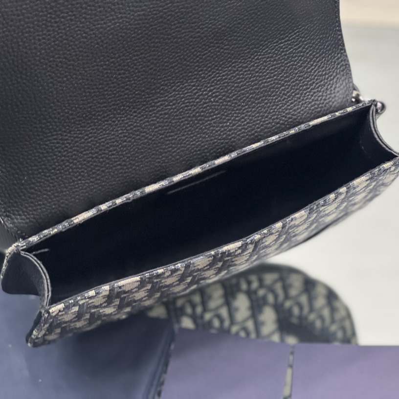 Dior Saddle Pouch - PerfectKickZ