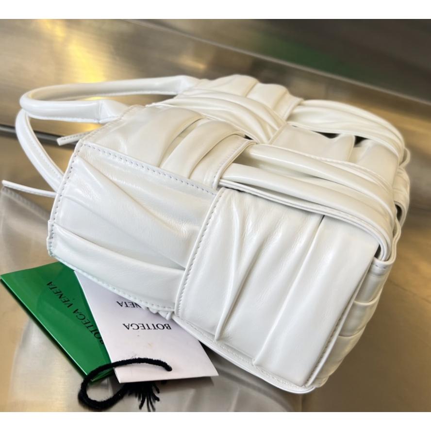 Bottega Veneta Mini Arco Tote Bag - PerfectKickZ