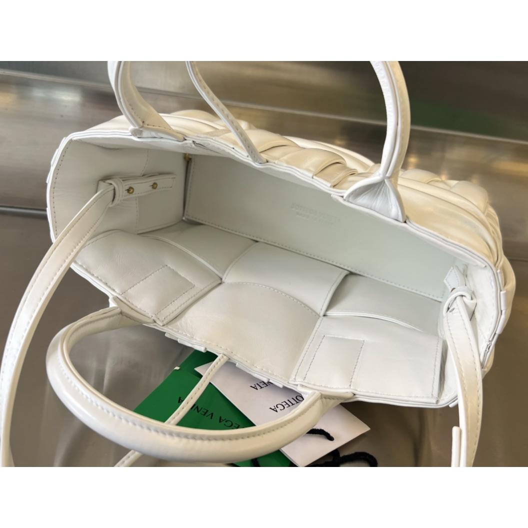 Bottega Veneta Mini Arco Tote Bag - PerfectKickZ