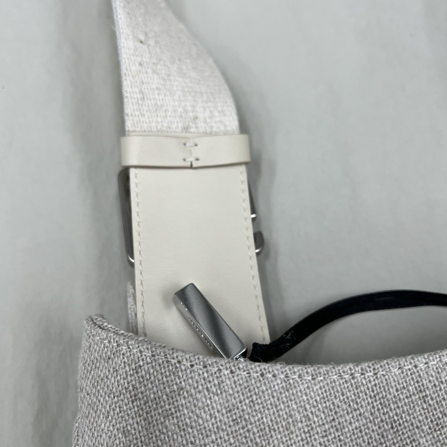 Jacquemus Le Bisou Gros Grain Buckled Shoulder Bag - PerfectKickZ