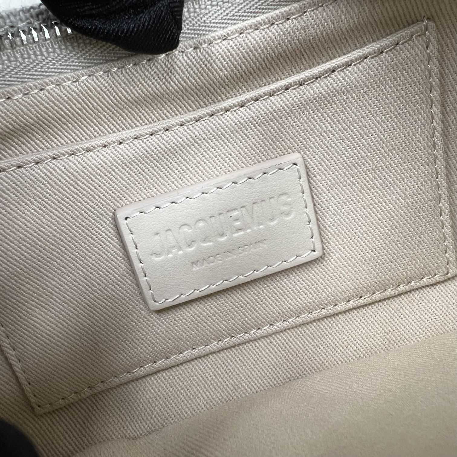 Jacquemus Le Bisou Gros Grain Buckled Shoulder Bag - PerfectKickZ