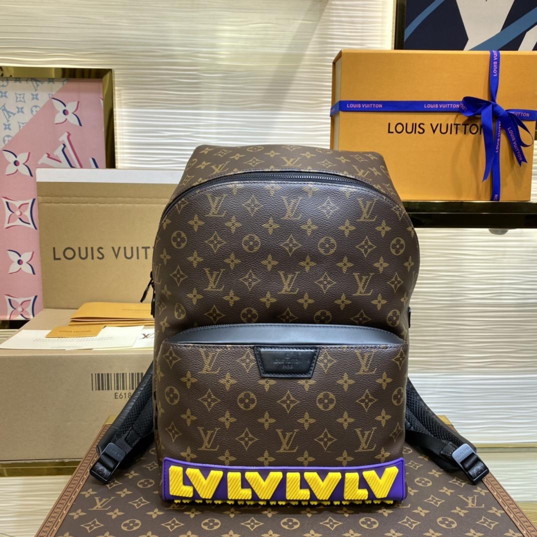 Louis Vuitton Discovery Backpack   M57965 - PerfectKickZ