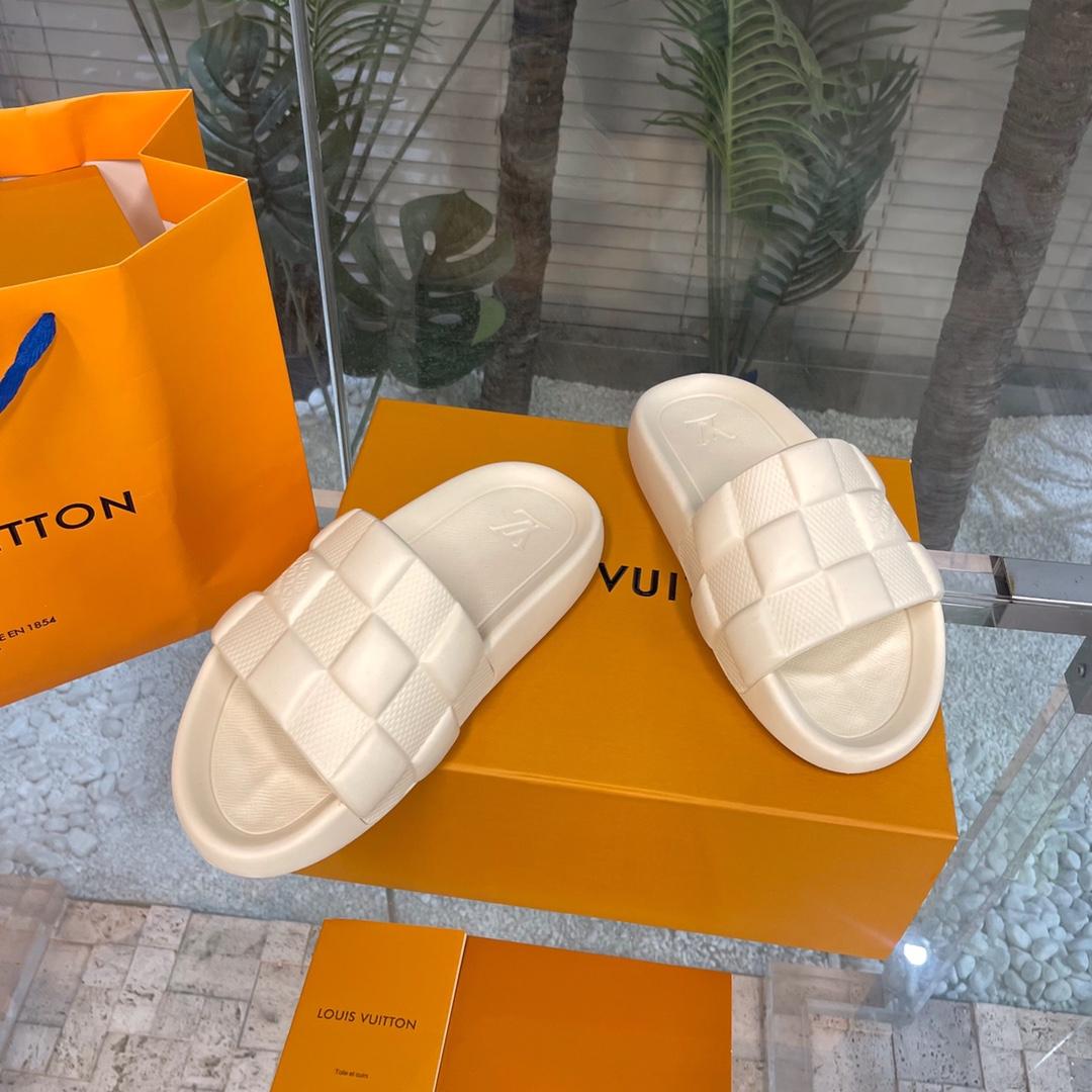 Louis Vuitton Waterfront Mules   1AAR9U - PerfectKickZ
