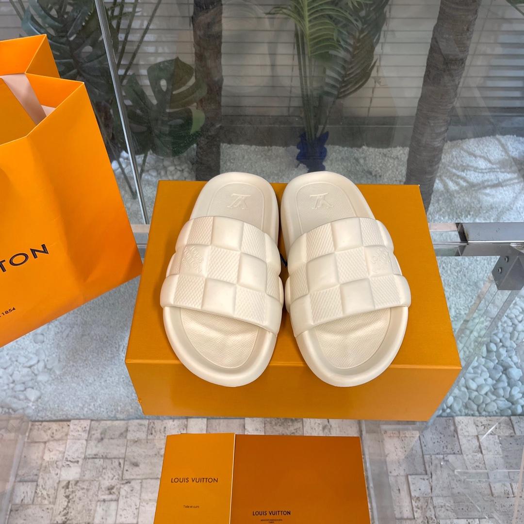 Louis Vuitton Waterfront Mules   1AAR9U - PerfectKickZ