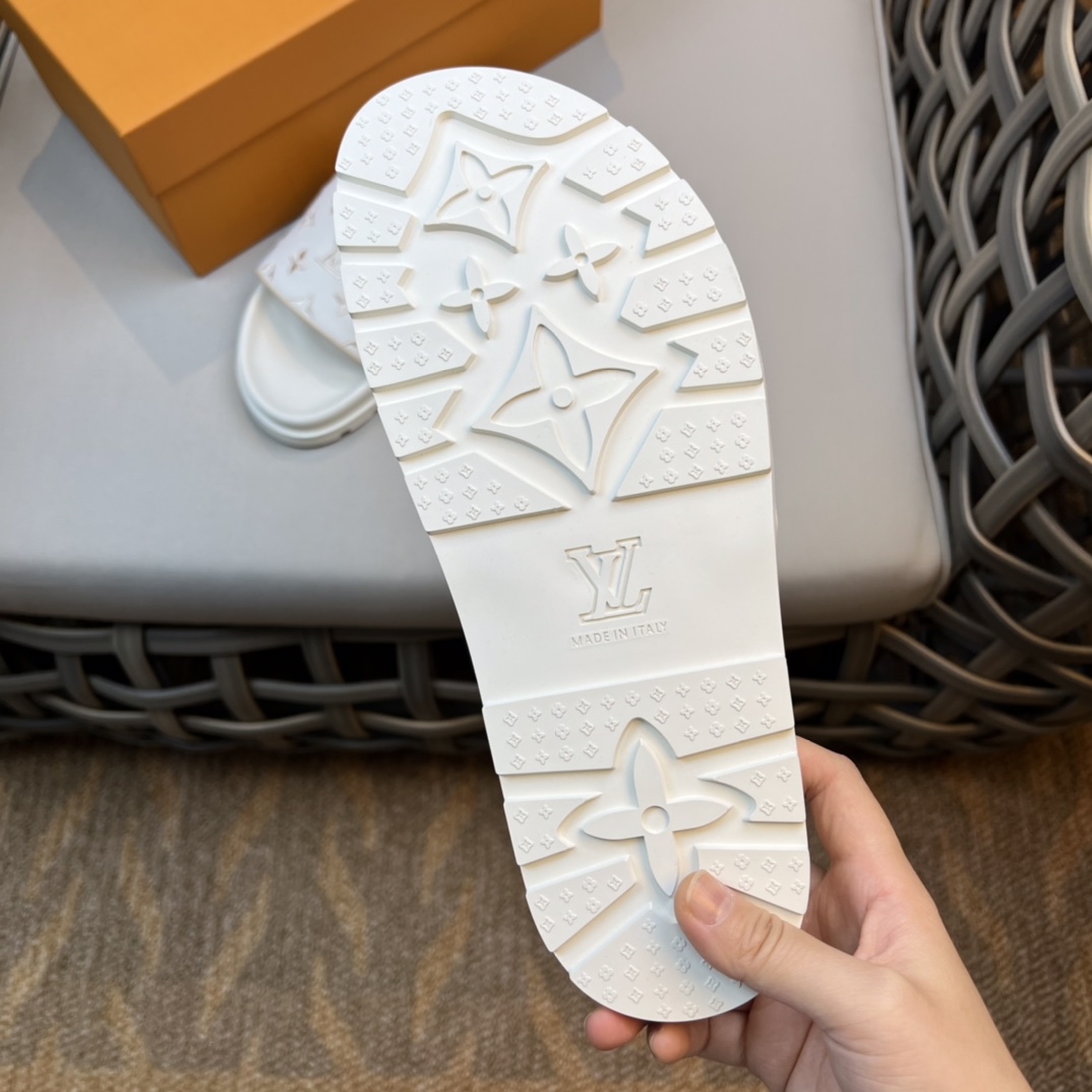 Louis Vuitton Monogram Sandals - PerfectKickZ