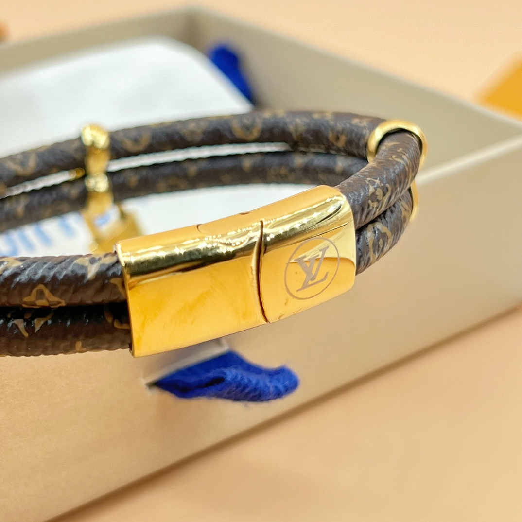 Louis Vuitton Keep It Twice Bracelet      M8109E - PerfectKickZ