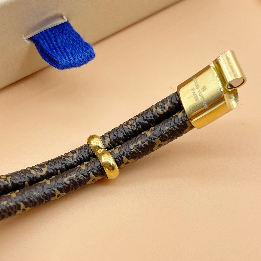 Louis Vuitton Keep It Twice Bracelet      M8109E - PerfectKickZ
