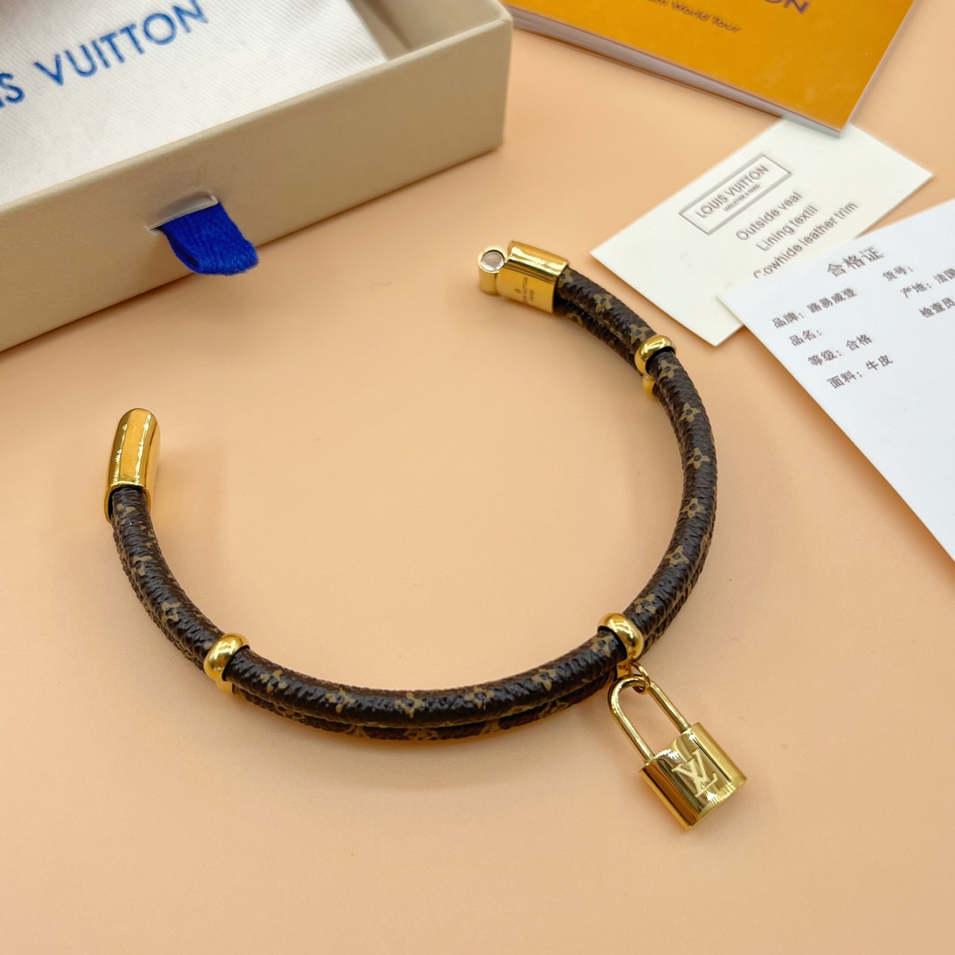 Louis Vuitton Keep It Twice Bracelet      M8109E - PerfectKickZ