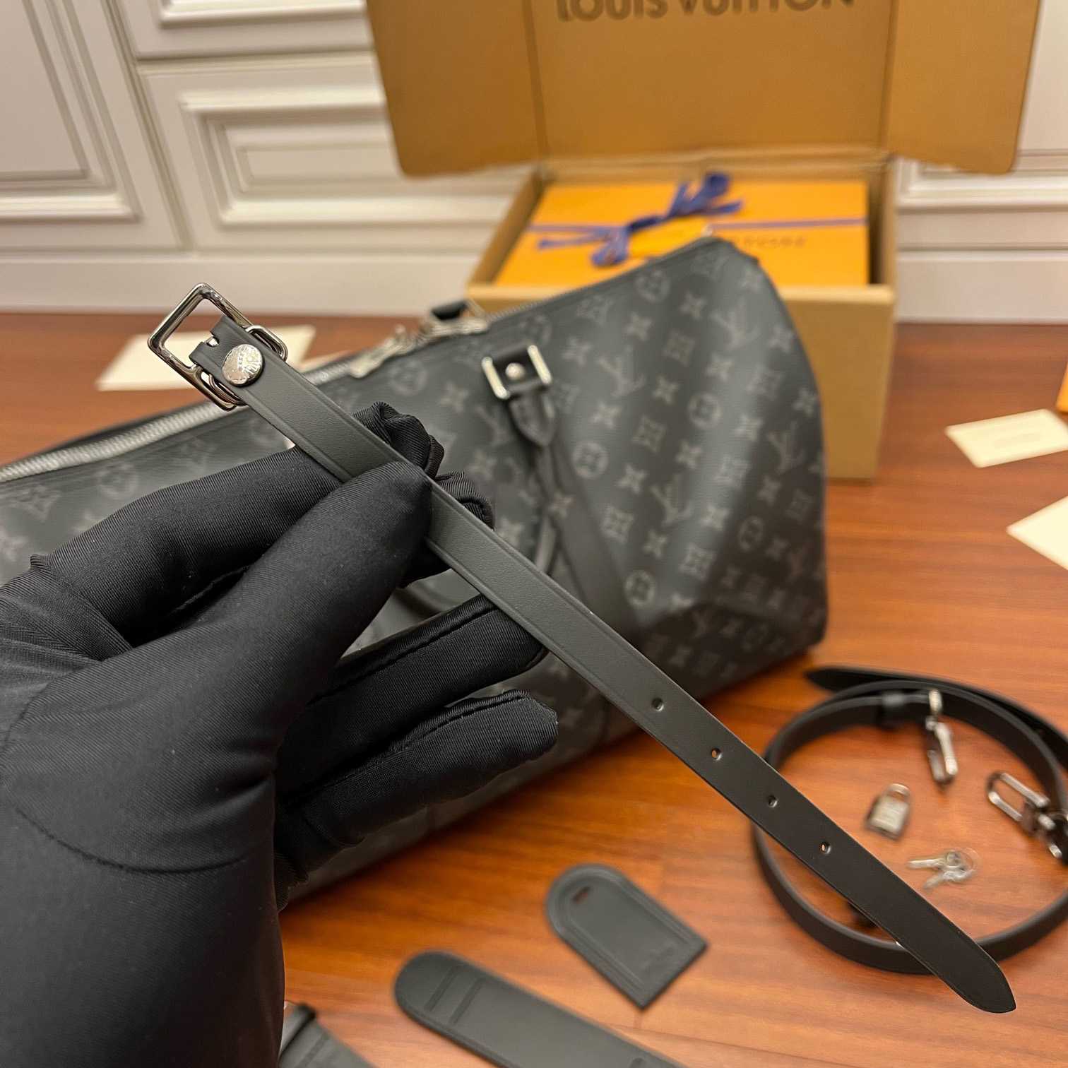 Louis Vuitton Keepall Bandoulière 45   M40569 - PerfectKickZ