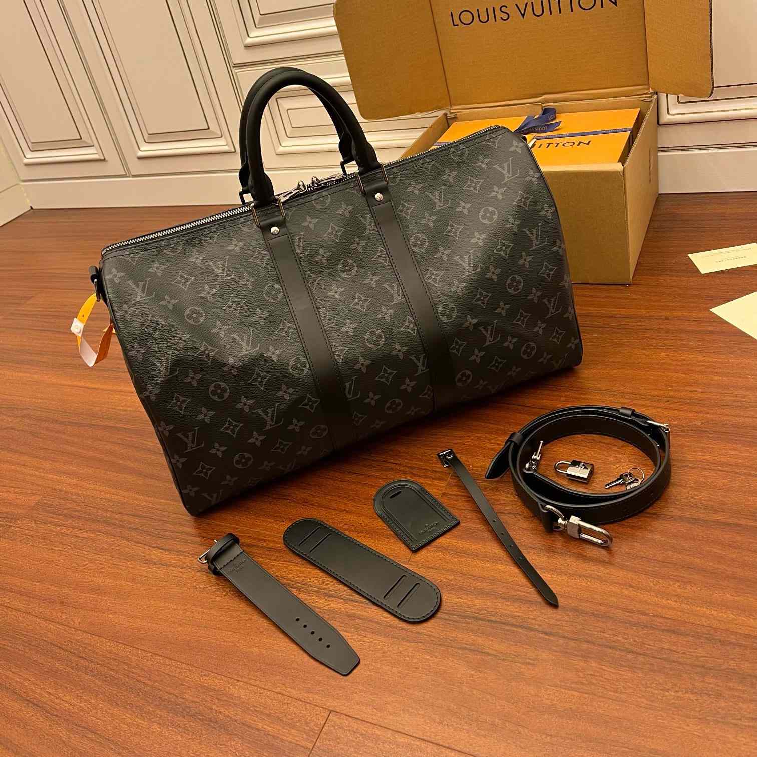 Louis Vuitton Keepall Bandoulière 45   M40569 - PerfectKickZ