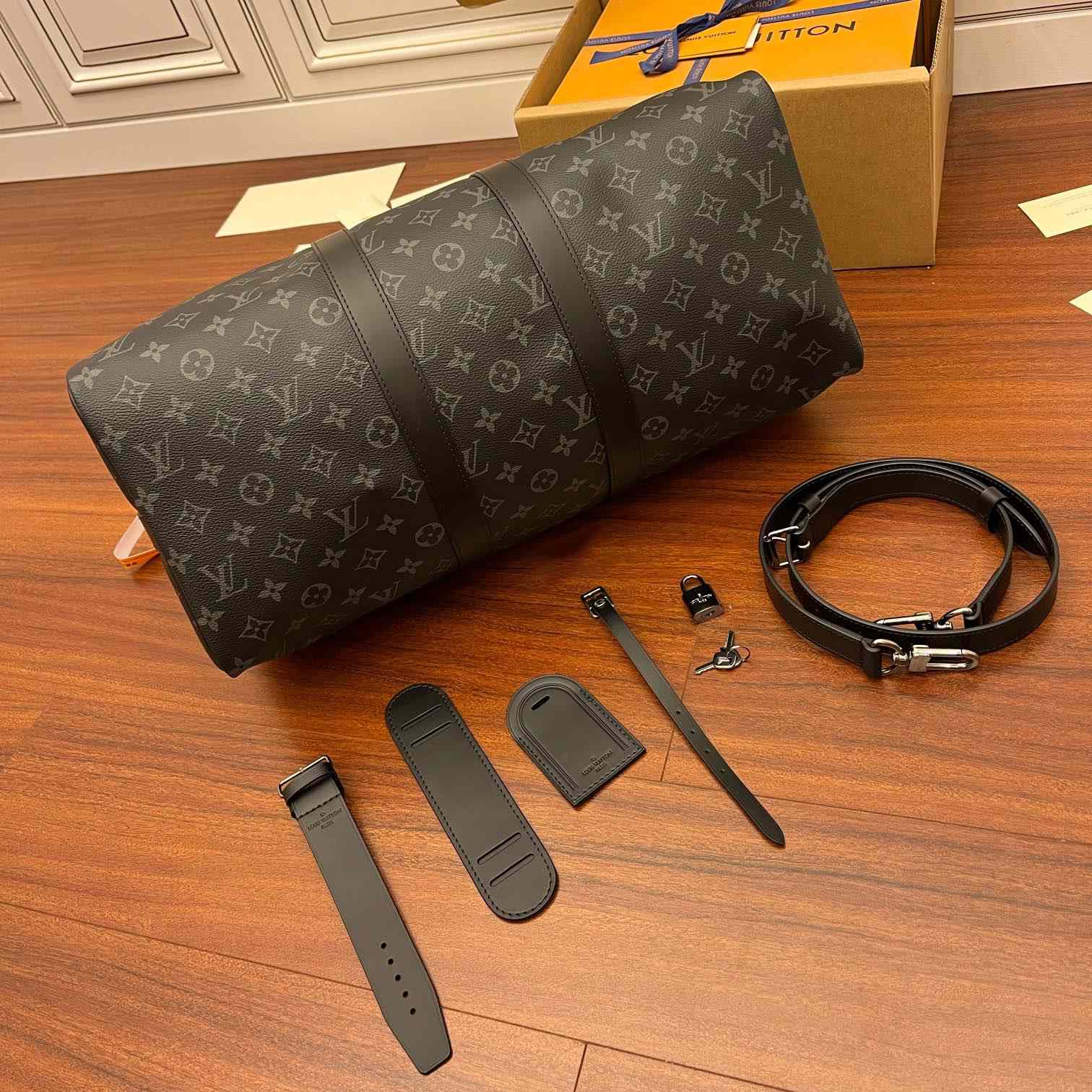 Louis Vuitton Keepall Bandoulière 45   M40569 - PerfectKickZ