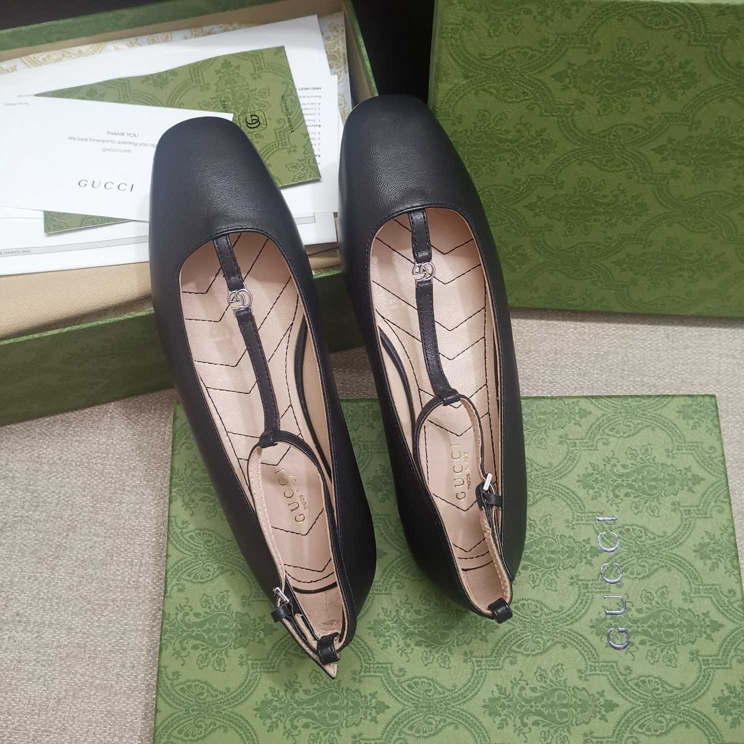 Gucci Women's Ballet Flat With Double G - PerfectKickZ