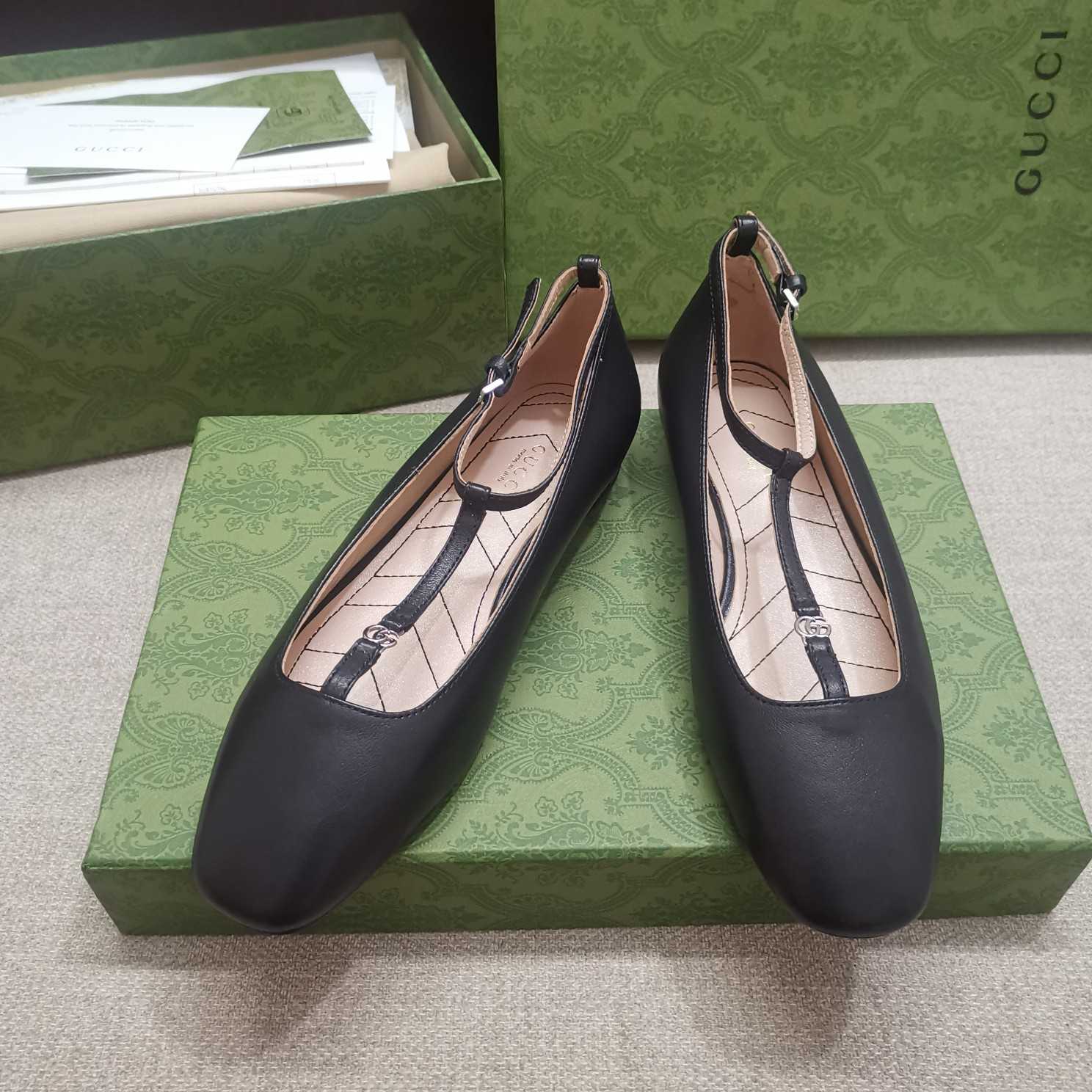 Gucci Women's Ballet Flat With Double G - PerfectKickZ