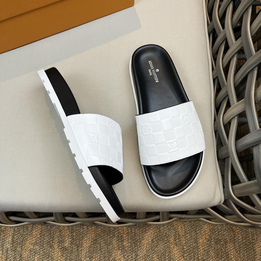 Louis Vuitton Monogram Sandals - 
