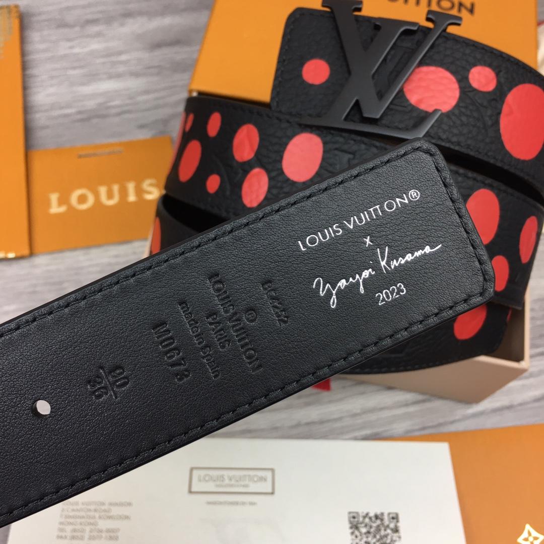 Louis Vuitton LV X YK LV Initiales 40MM Reversible Belt   M0673T - PerfectKickZ