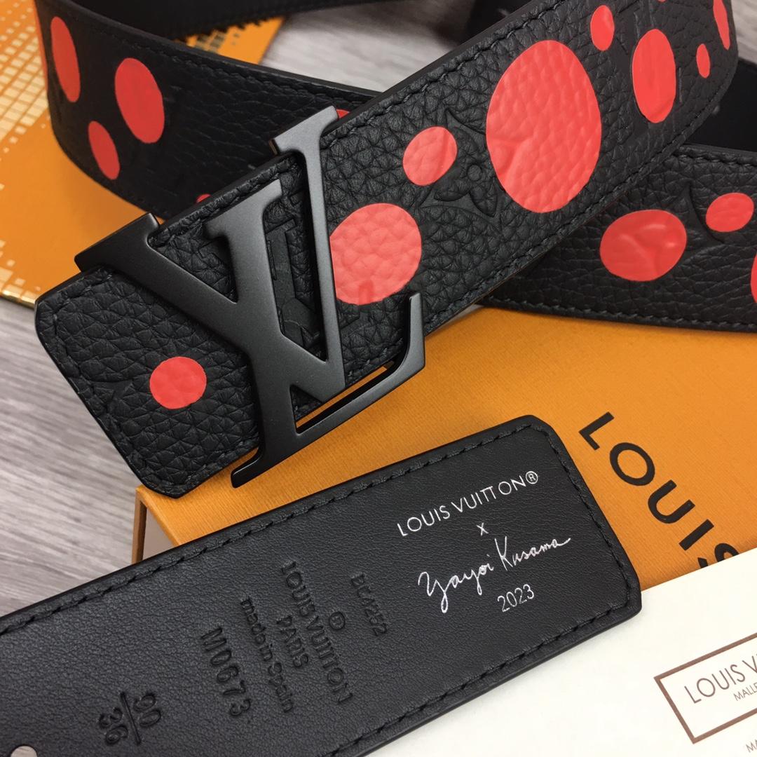Louis Vuitton LV X YK LV Initiales 40MM Reversible Belt   M0673T - PerfectKickZ