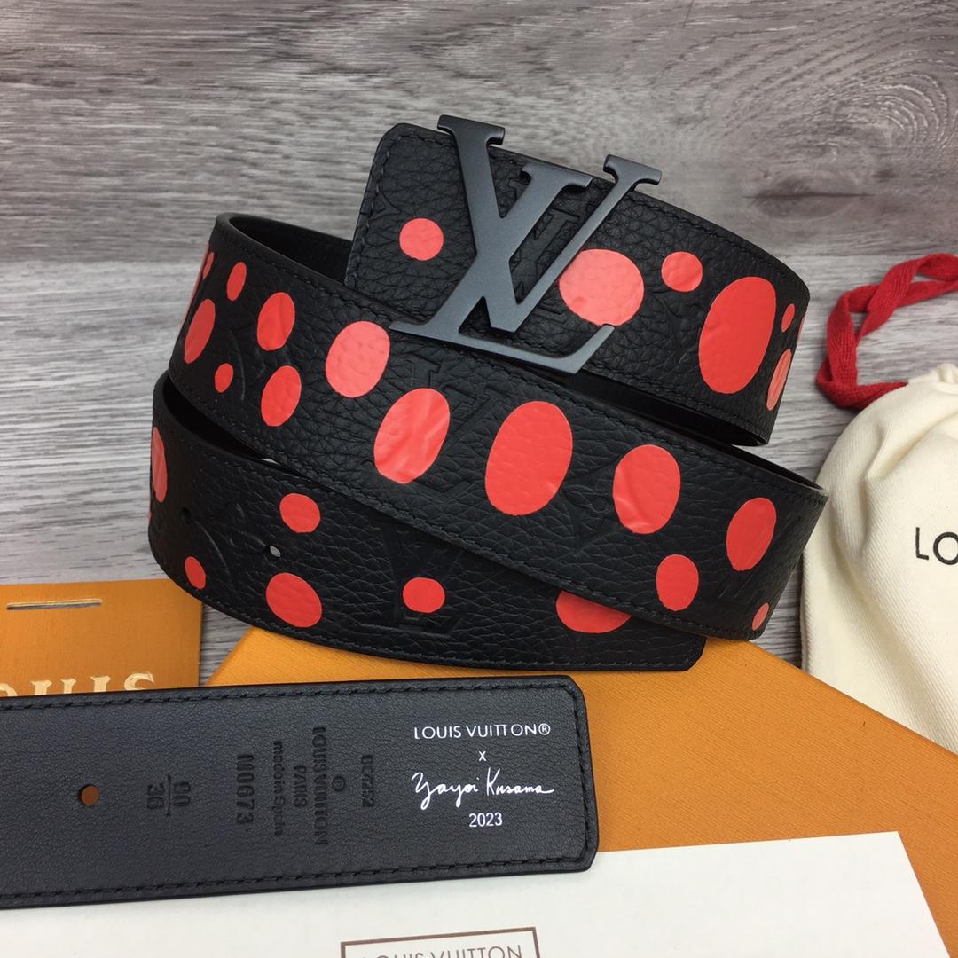Louis Vuitton LV X YK LV Initiales 40MM Reversible Belt   M0673T - PerfectKickZ