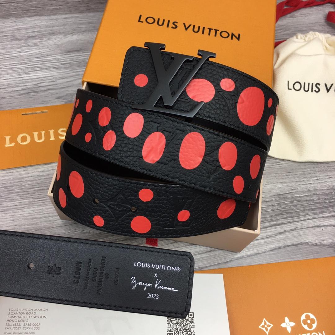 Louis Vuitton LV X YK LV Initiales 40MM Reversible Belt   M0673T - PerfectKickZ