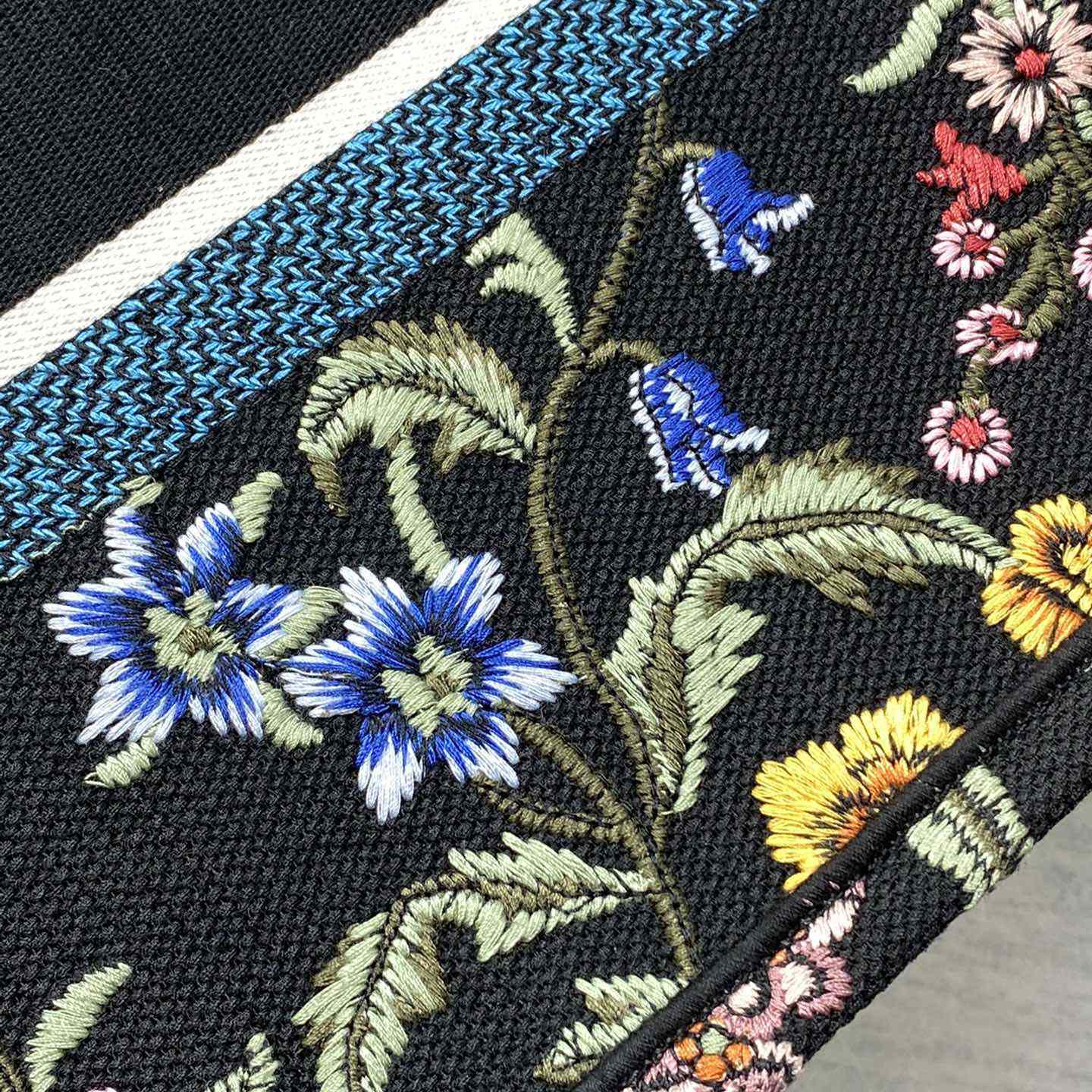 Dior Medium Dior Book Tote - PerfectKickZ