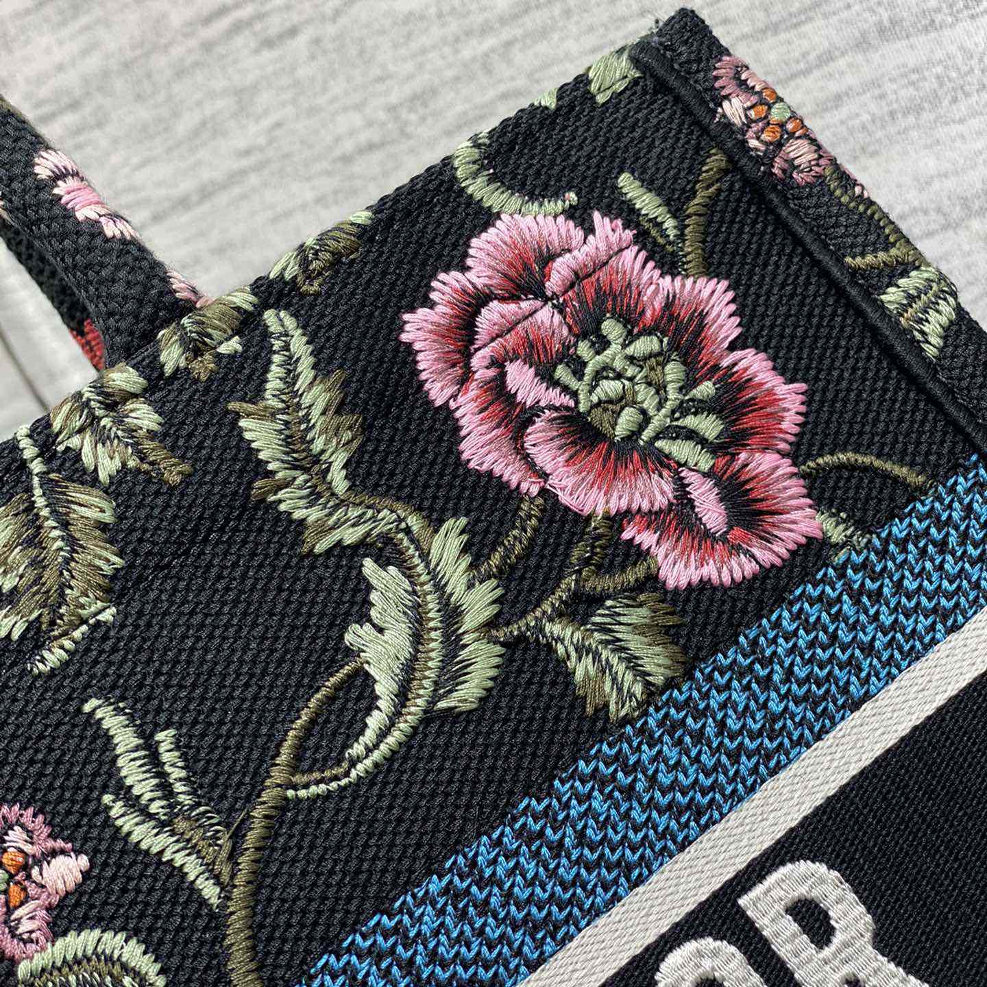Dior Medium Dior Book Tote - PerfectKickZ