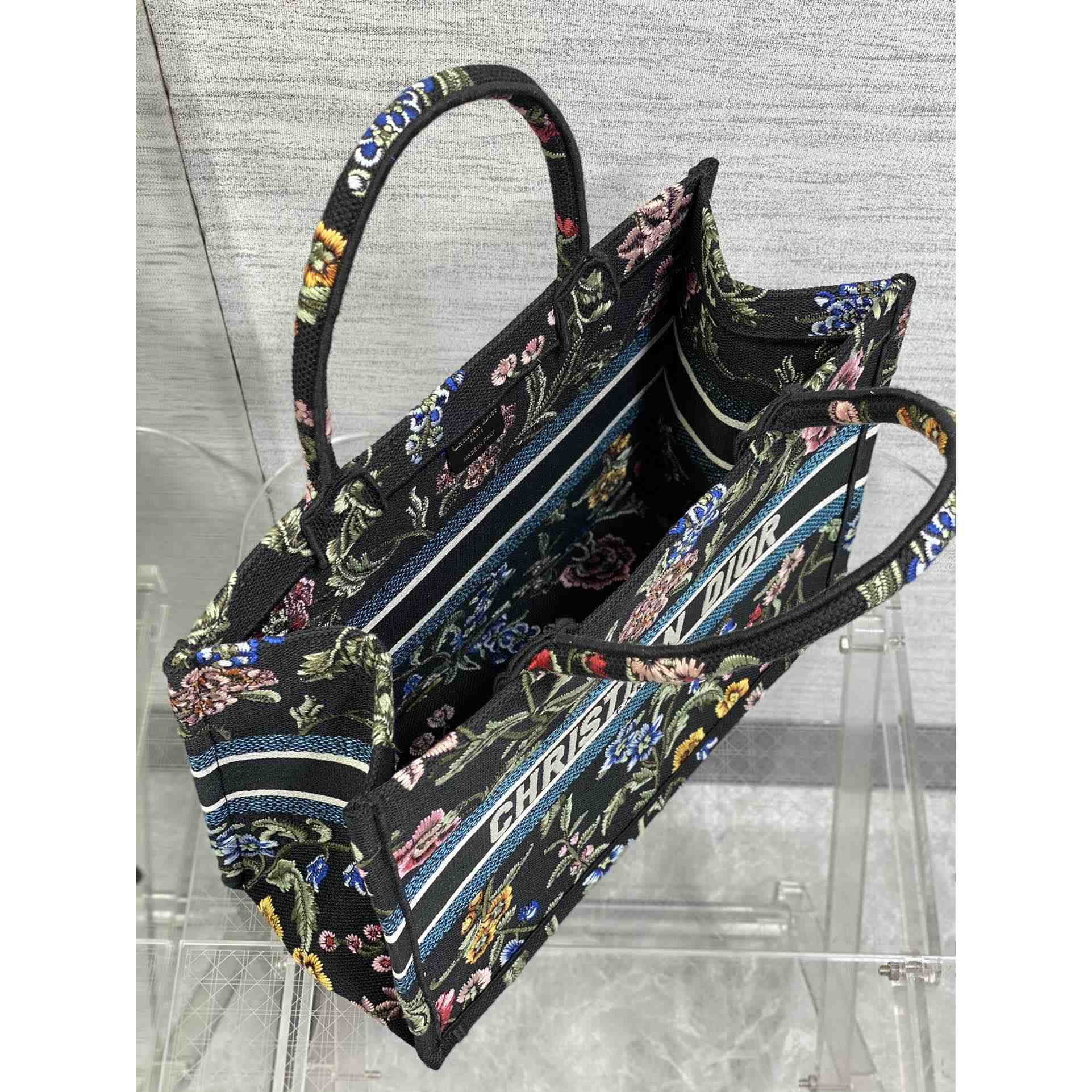 Dior Medium Dior Book Tote - PerfectKickZ