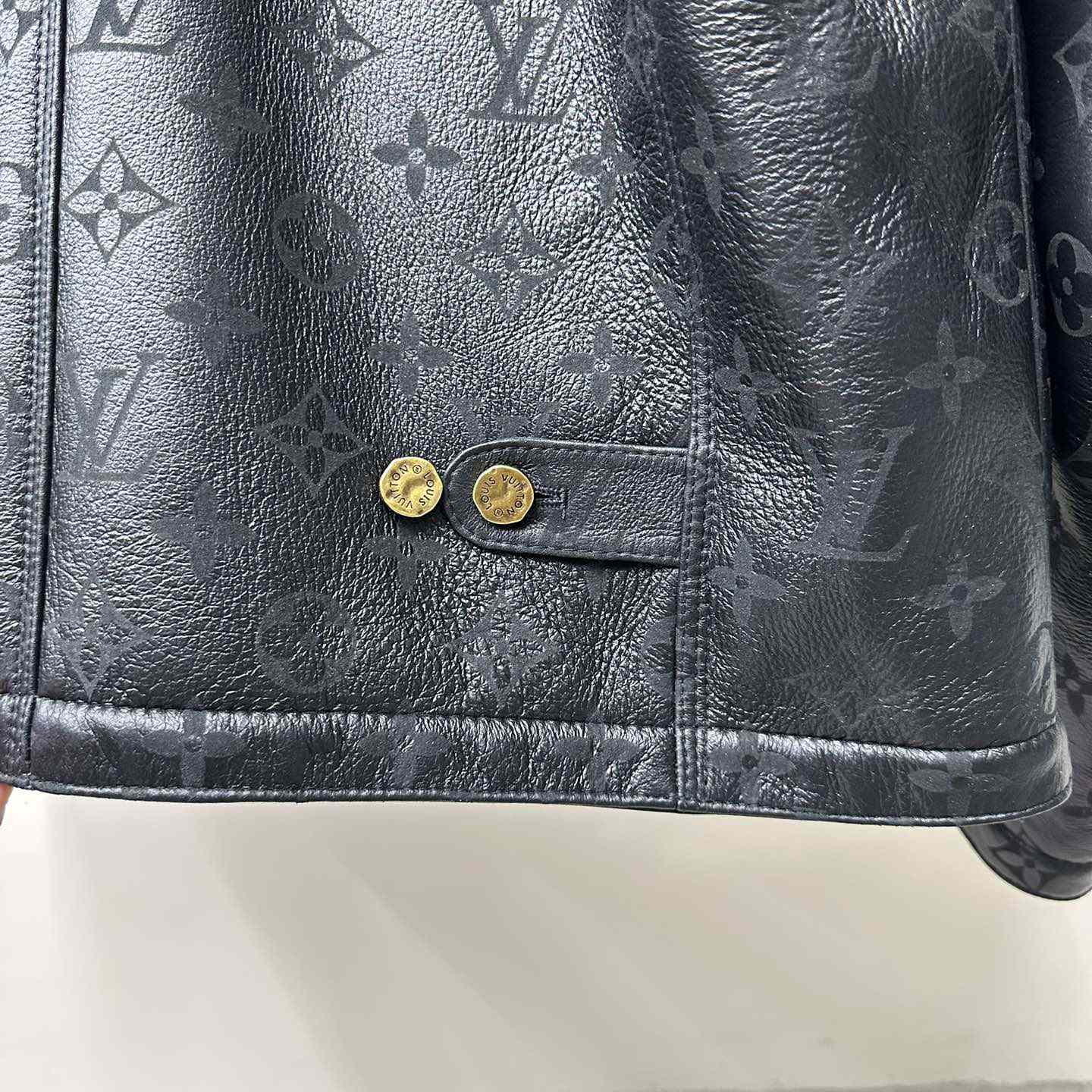 Louis Vuitton Shearling Embossed Monogram Jacket   1AAU29 - PerfectKickZ