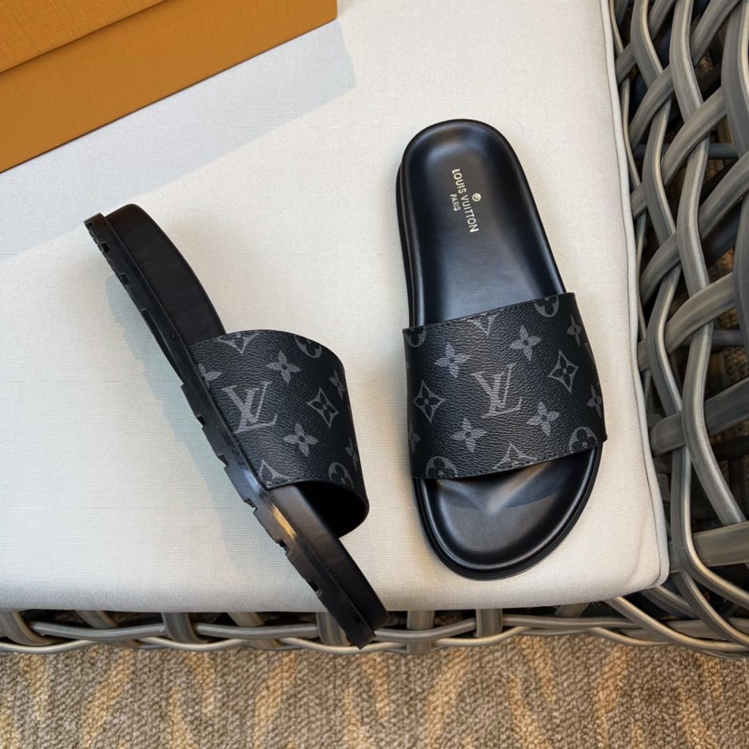 Louis Vuitton Monogram Sandals - 