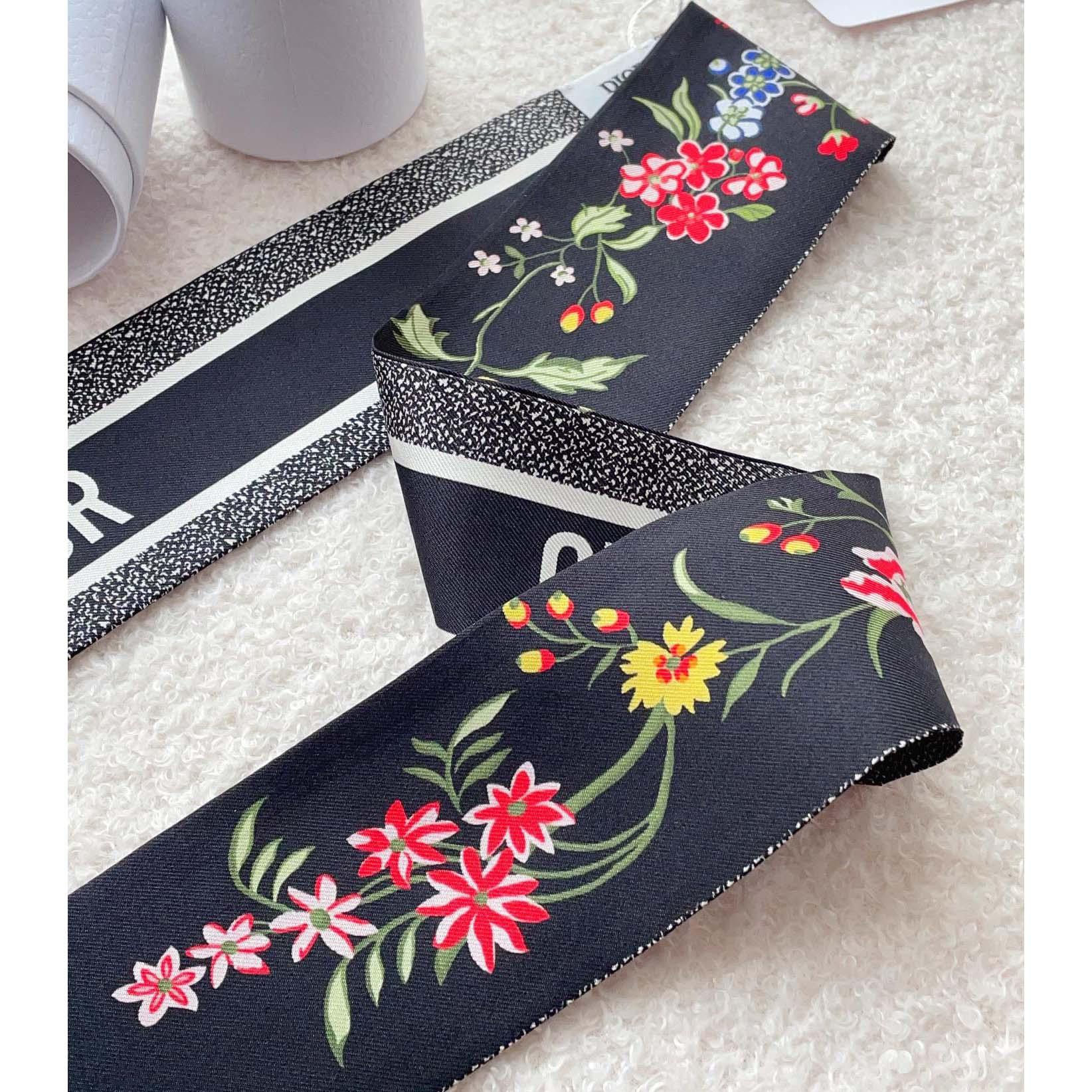 Dior Petites Fleurs Mitzah Scarf - PerfectKickZ