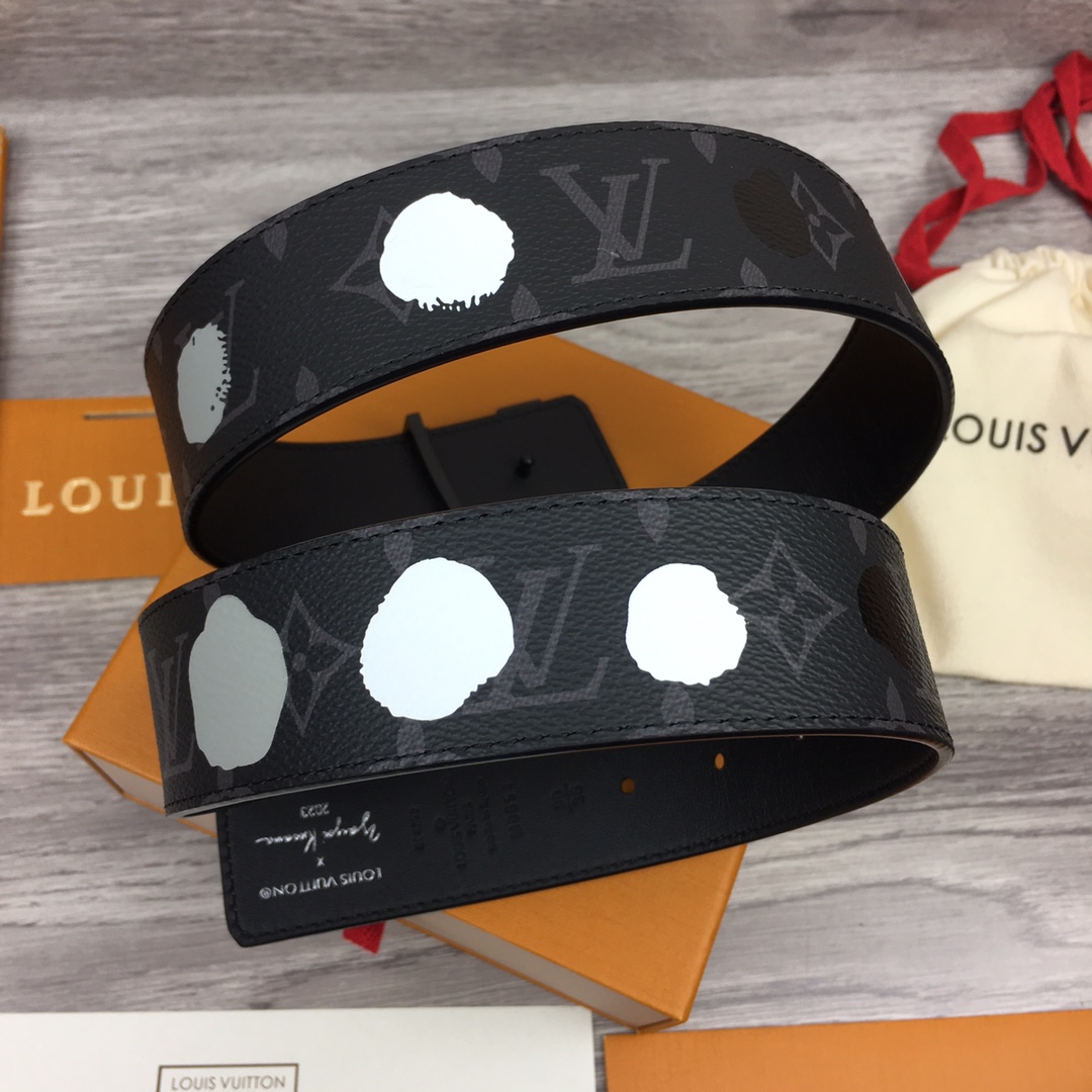 Louis Vuitton LV X YK LV Initiales 40MM Reversible Belt     M0654U - PerfectKickZ