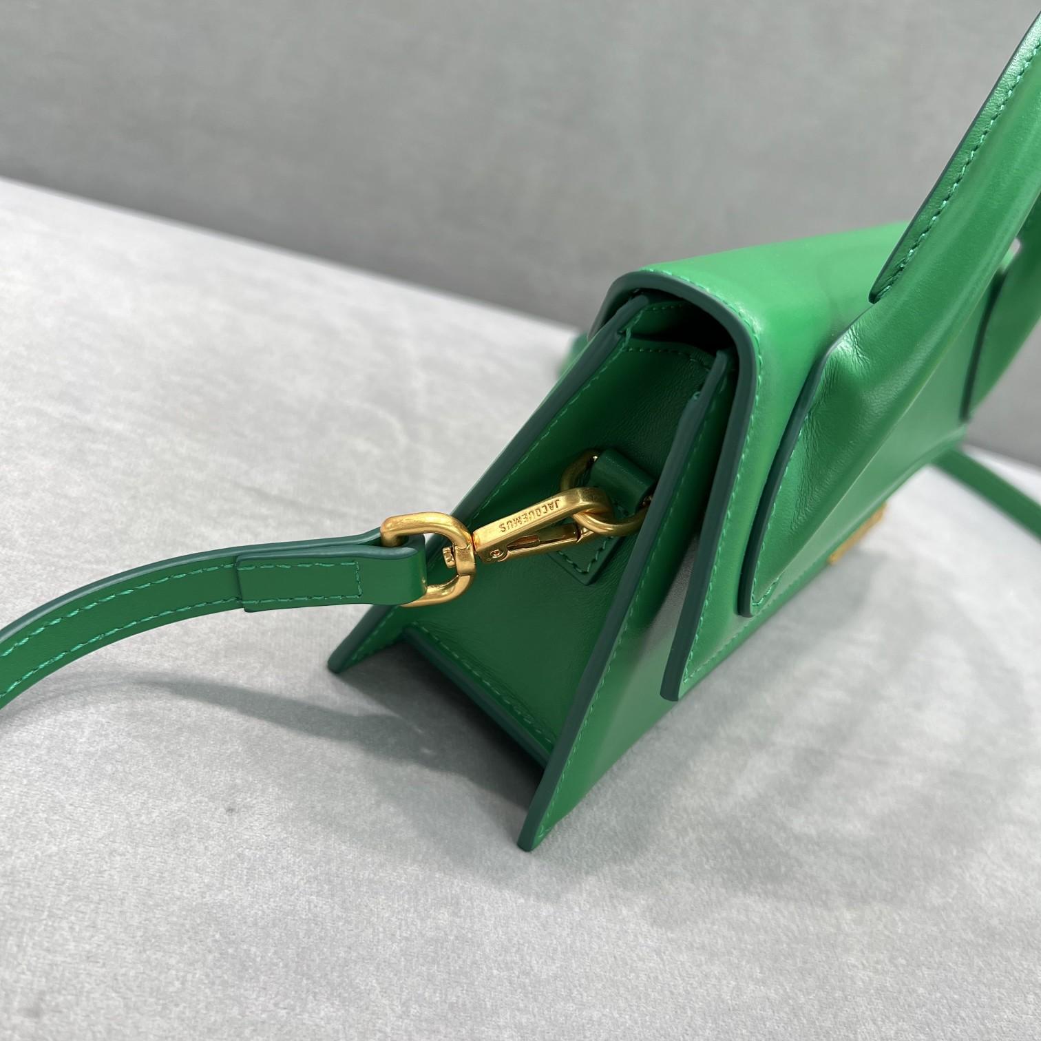 Jacquemus Le Chiquito Long Leather Handbag - PerfectKickZ