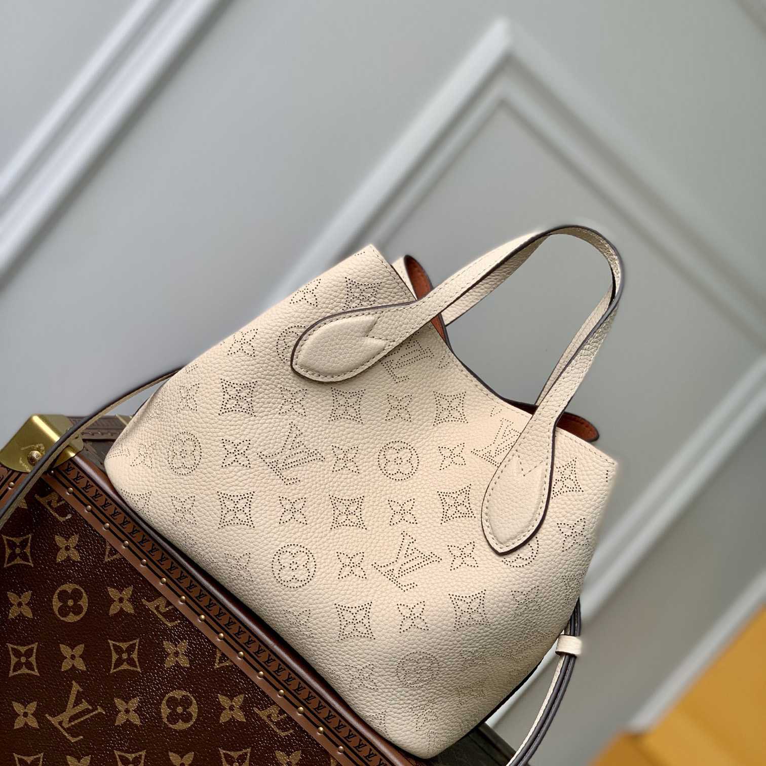 Louis Vuitton Blossom PM   M21909 - PerfectKickZ