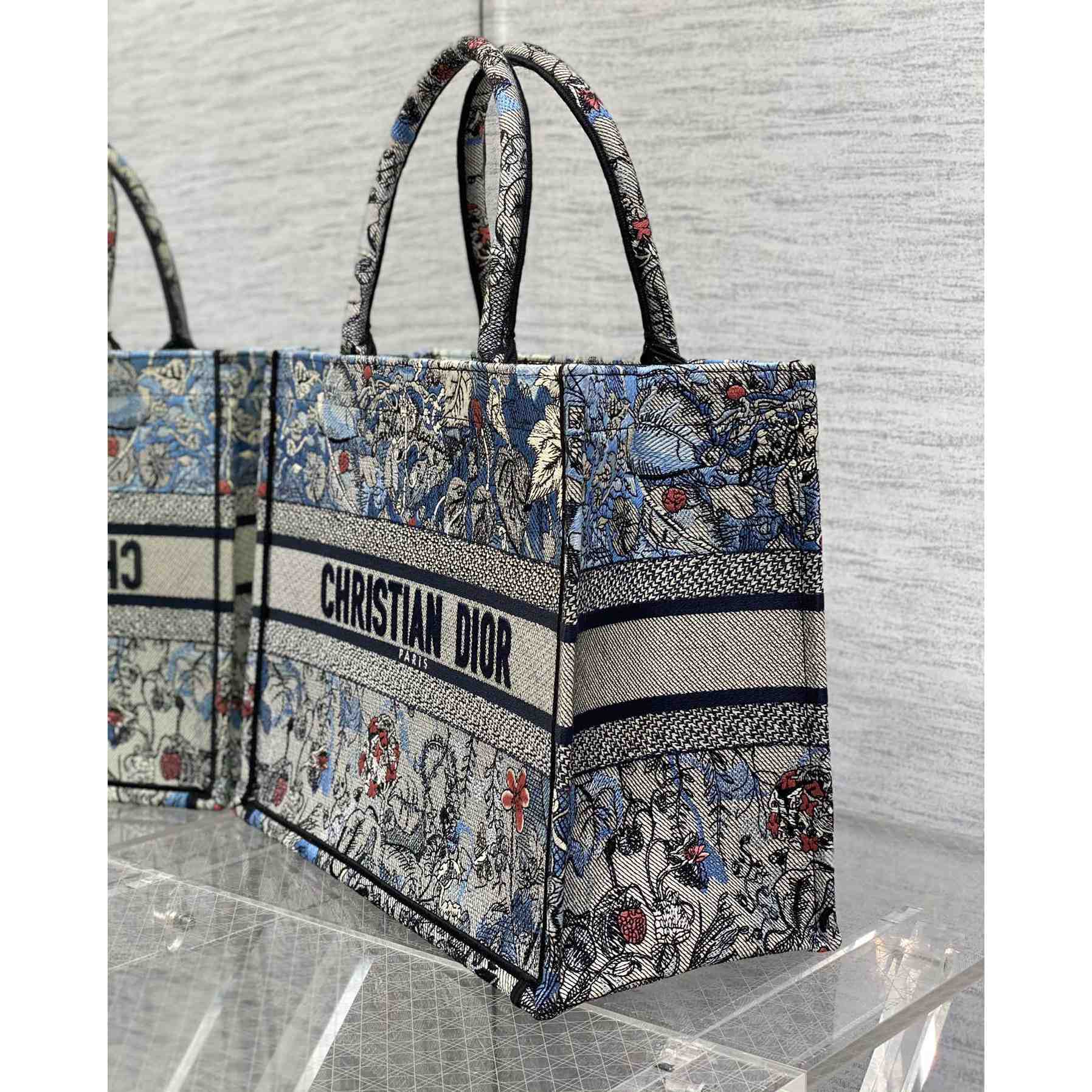Dior Medium Dior Book Tote - PerfectKickZ