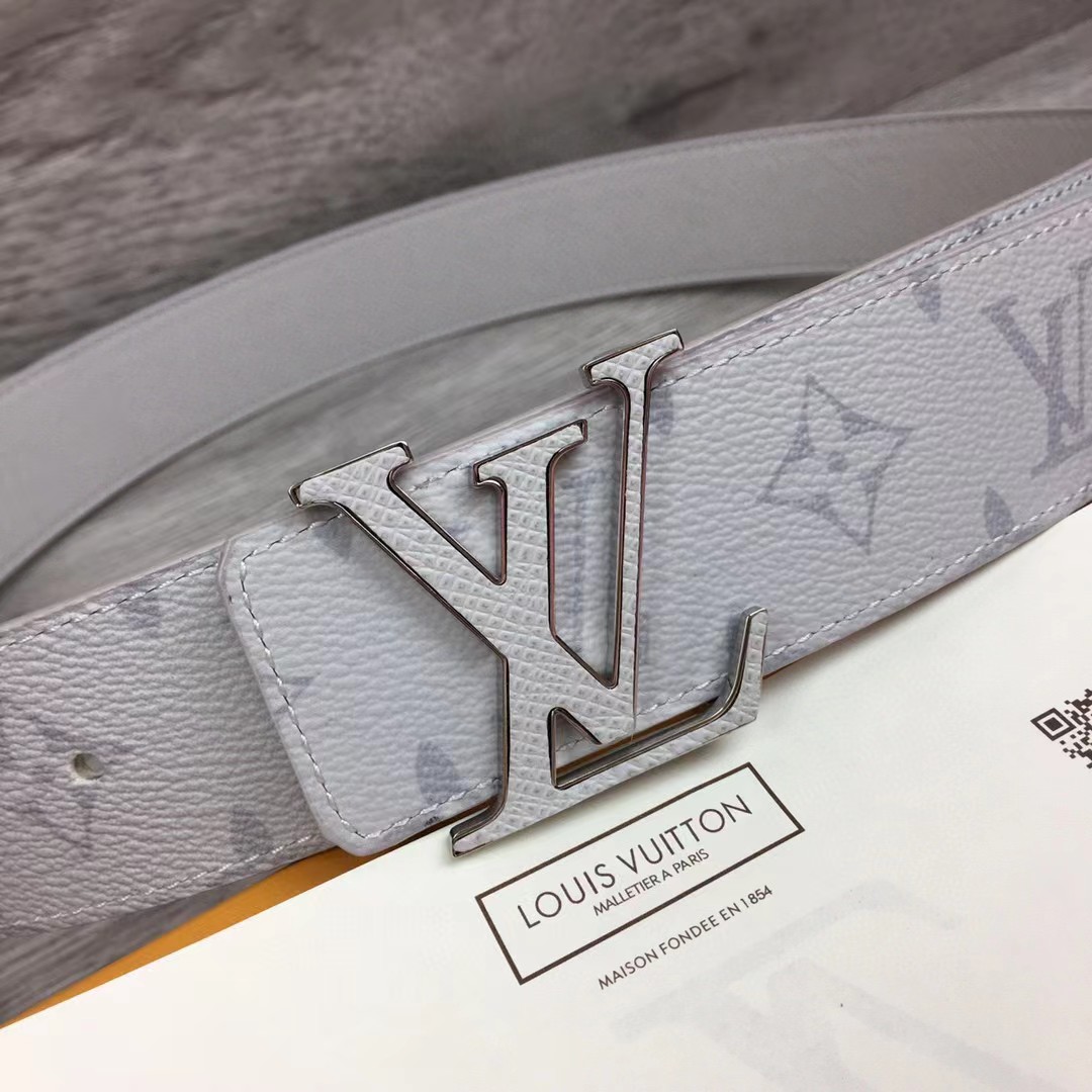Louis Vuitton LV Initiales 40MM Reversible Belt     M0158V - PerfectKickZ