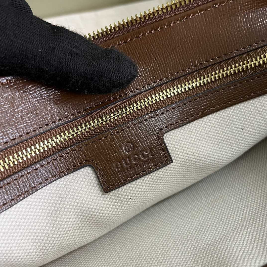 Gucci Messenger bag with Interlocking G(30-22.5-5cm) - 